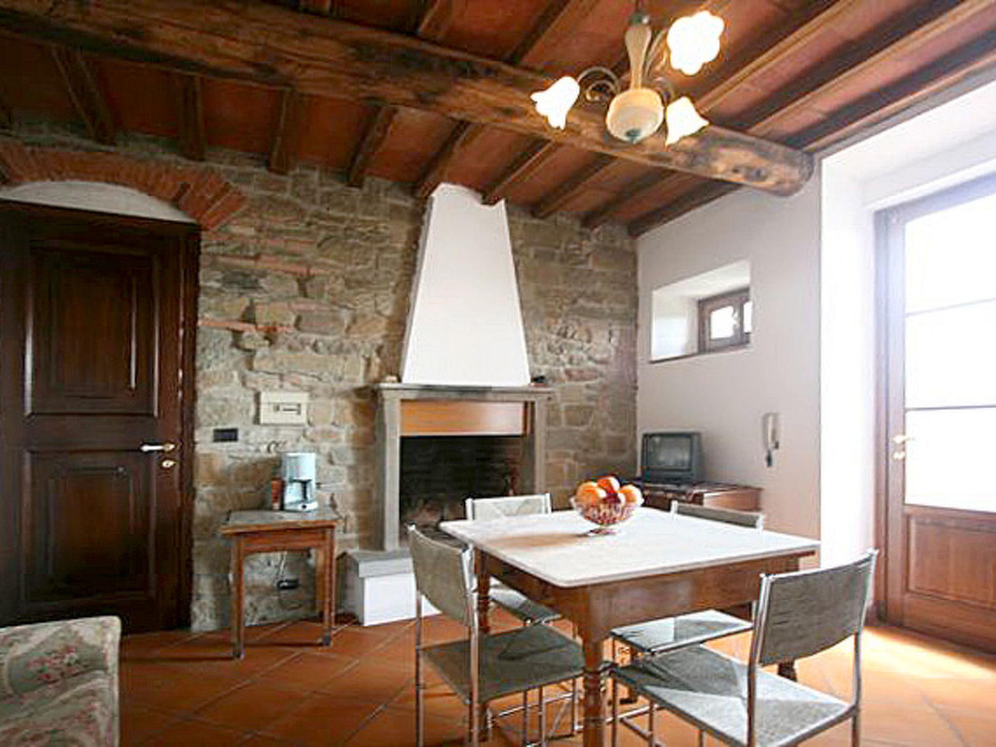 Foto 5 - Apartamento de 1 quarto em Greve in Chianti com piscina e jardim