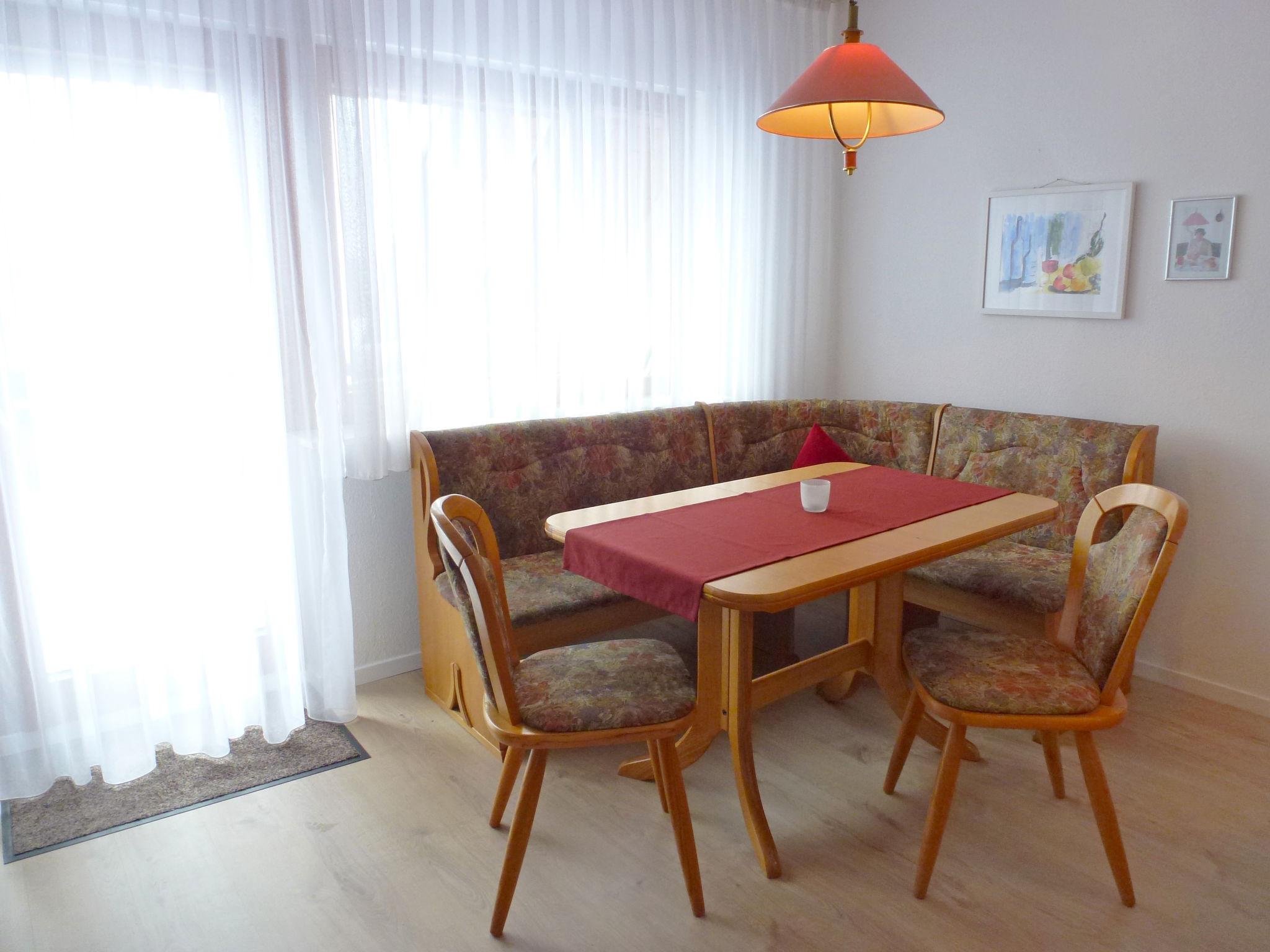 Photo 9 - Appartement de 1 chambre à Schonach im Schwarzwald avec vues sur la montagne