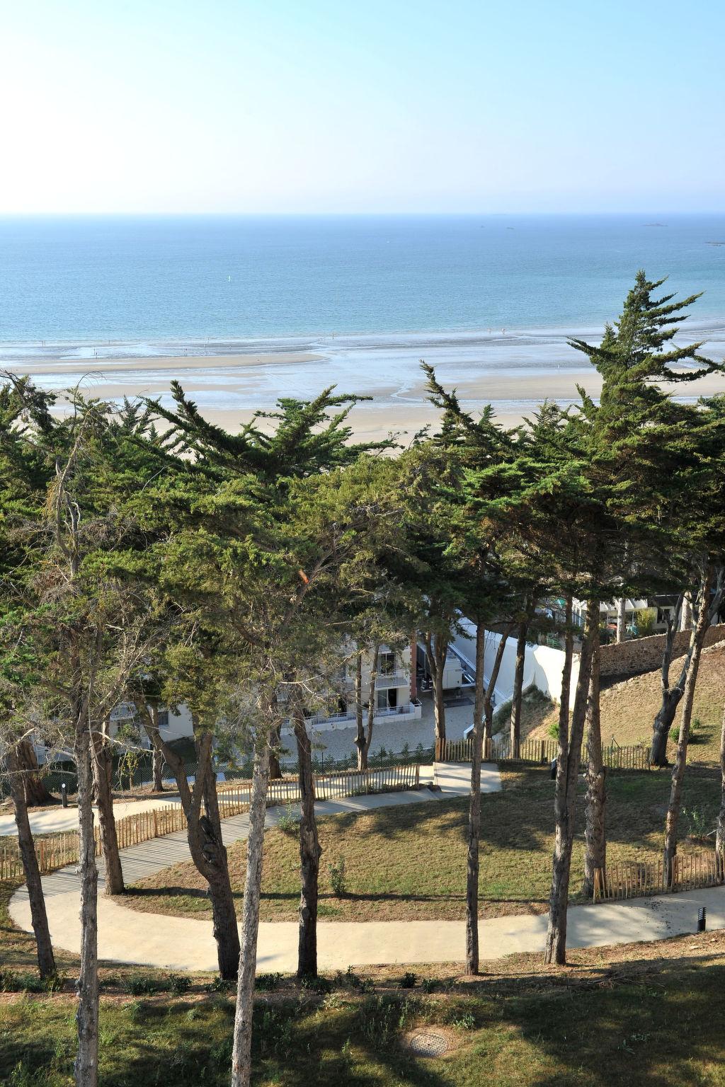 Photo 9 - Appartement de 2 chambres à Pléneuf-Val-André avec piscine et vues à la mer