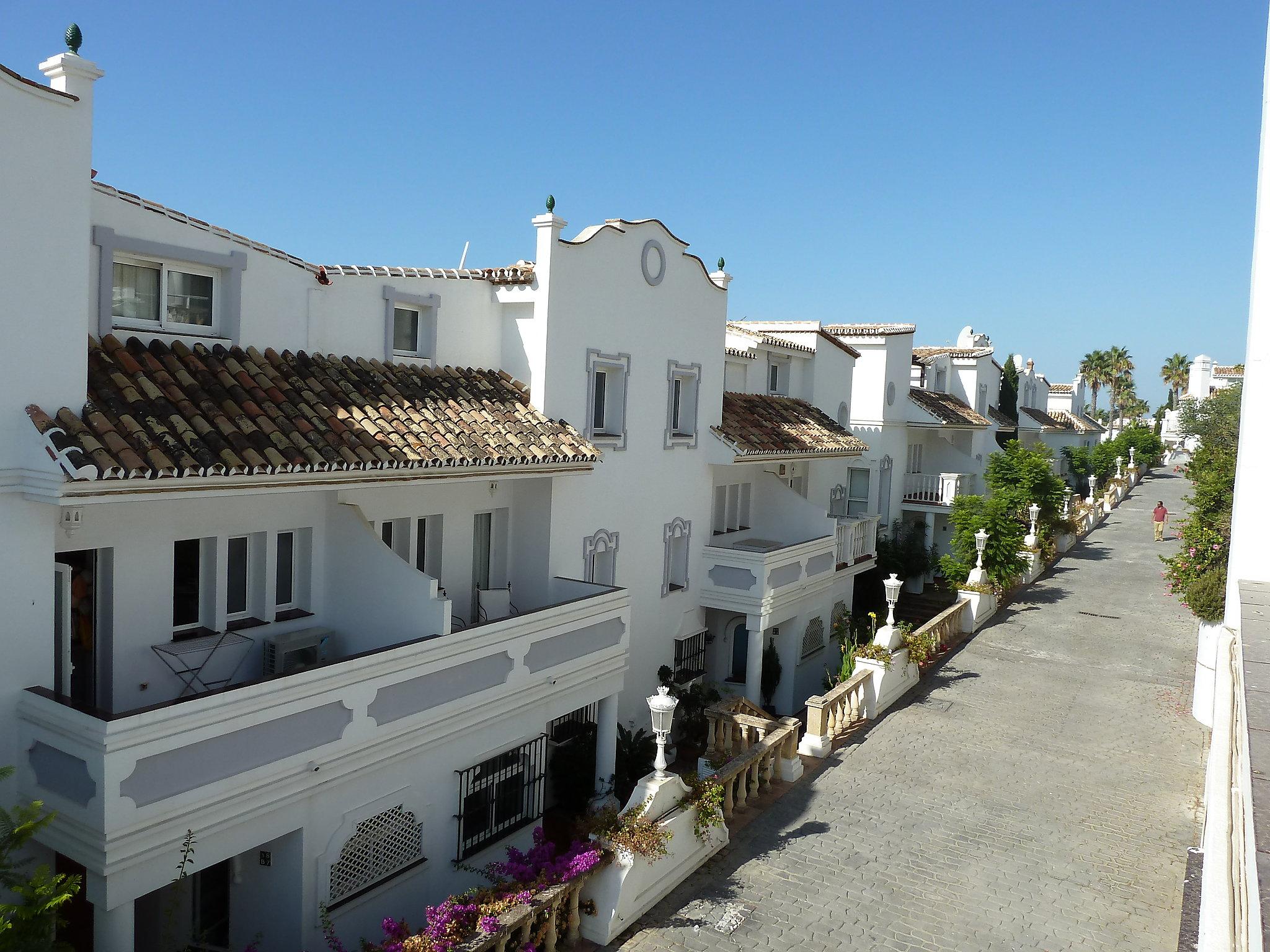 Foto 28 - Casa de 3 quartos em Mijas com piscina e vistas do mar