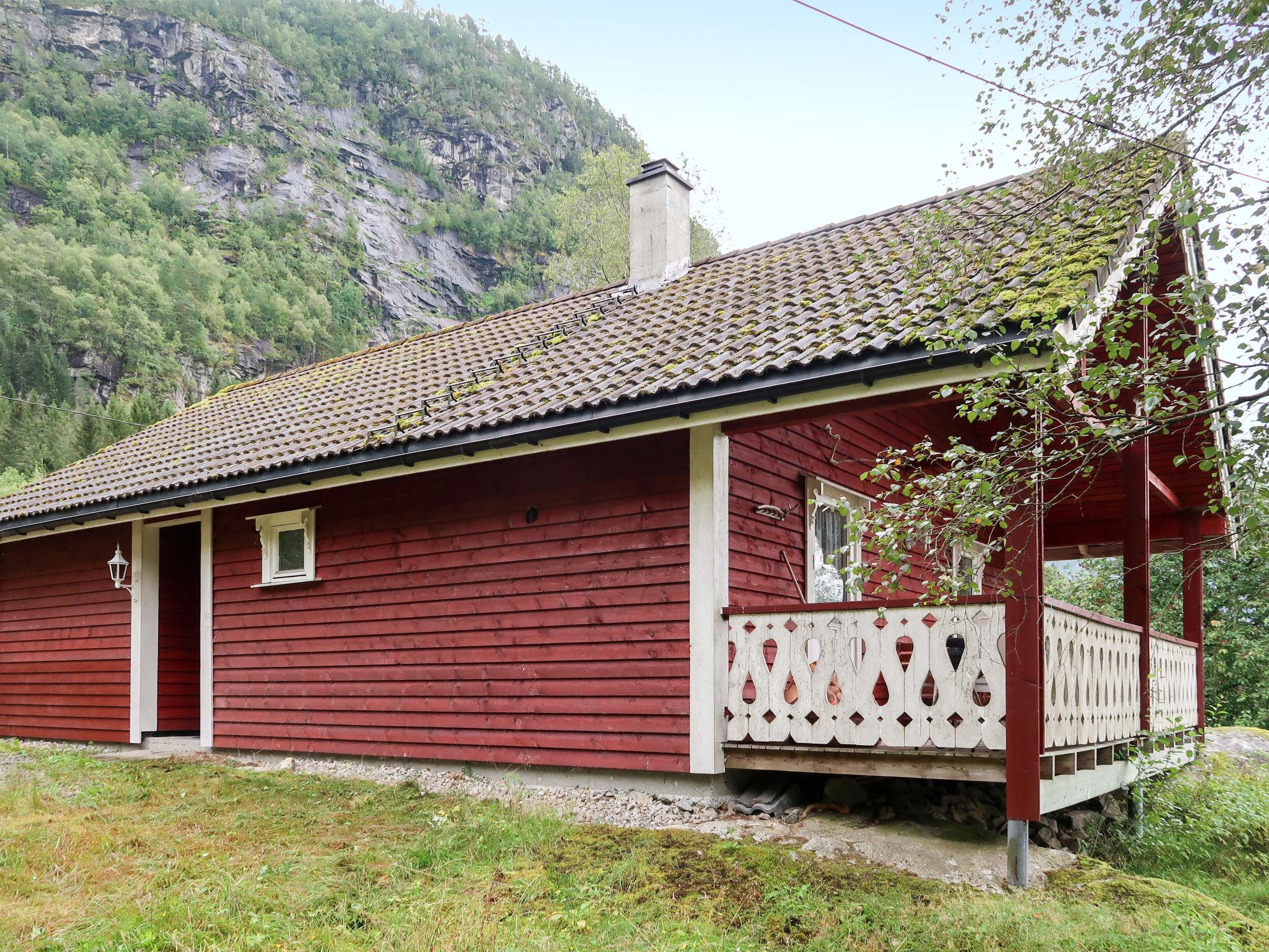 Photo 1 - Maison de 2 chambres à Viksdalen avec jardin et terrasse