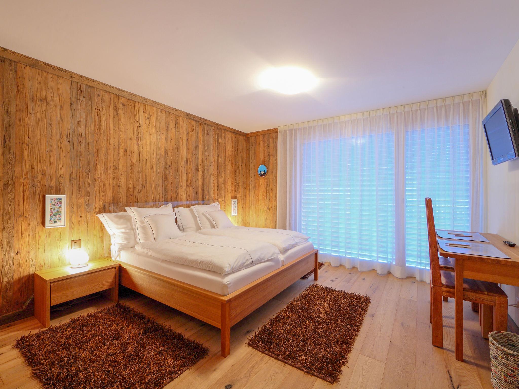 Photo 6 - 3 bedroom Apartment in Zermatt with sauna and mountain view