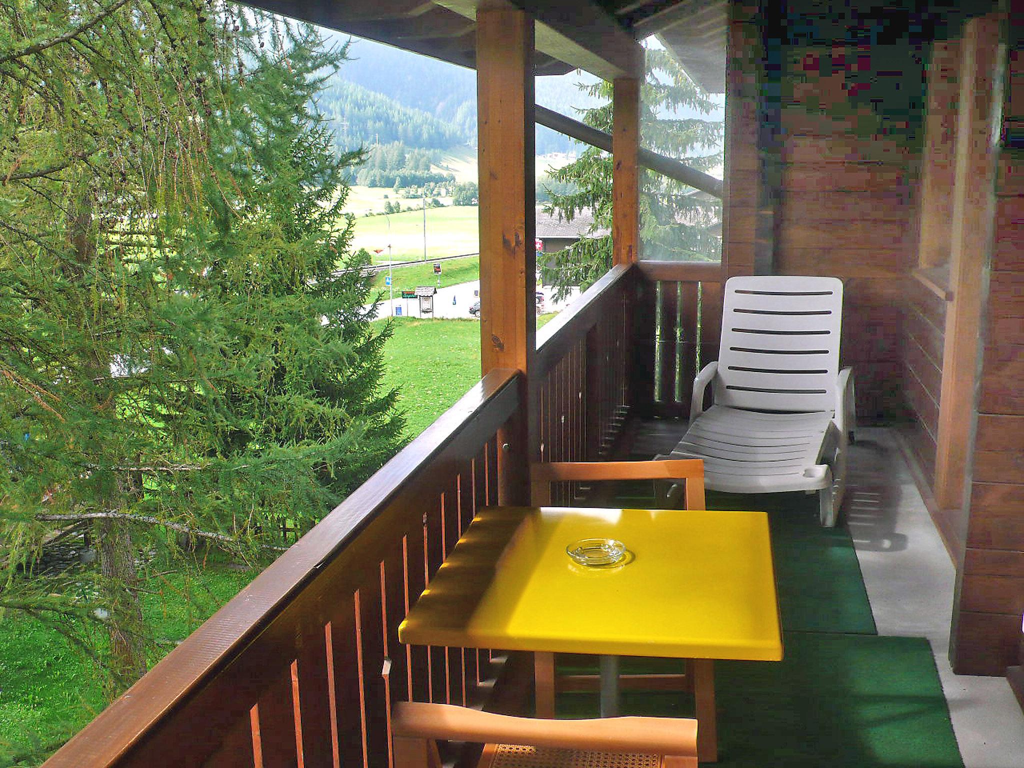 Foto 5 - Appartamento con 1 camera da letto a Goms con giardino e vista sulle montagne