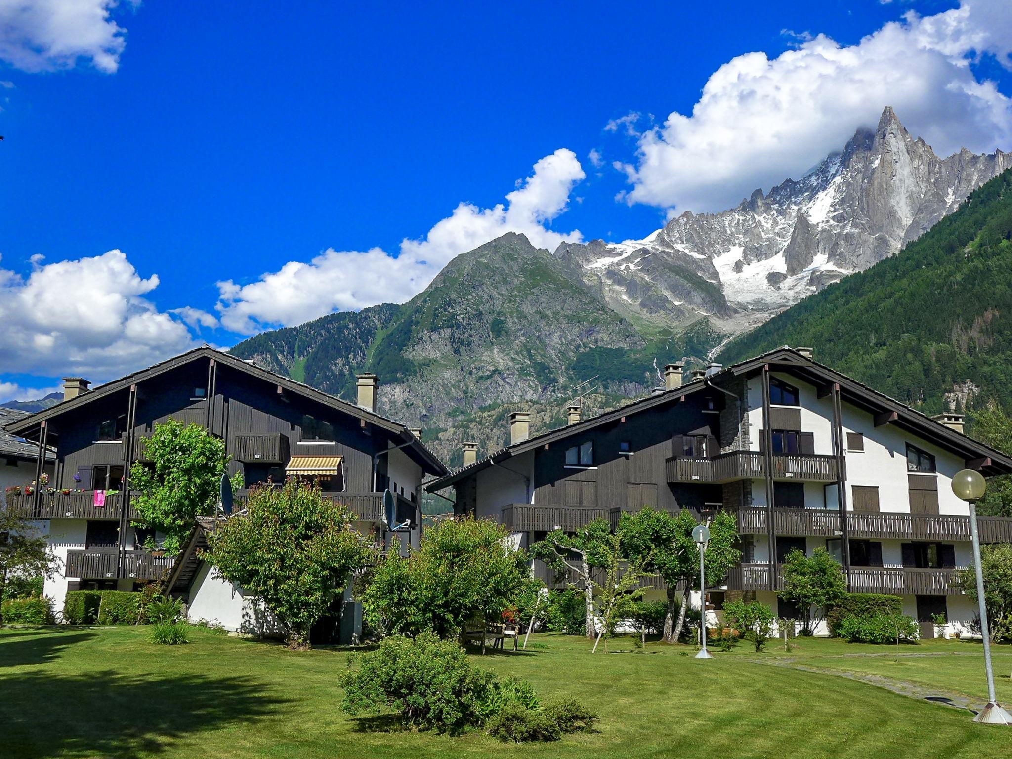 Foto 5 - Appartamento a Chamonix-Mont-Blanc con giardino