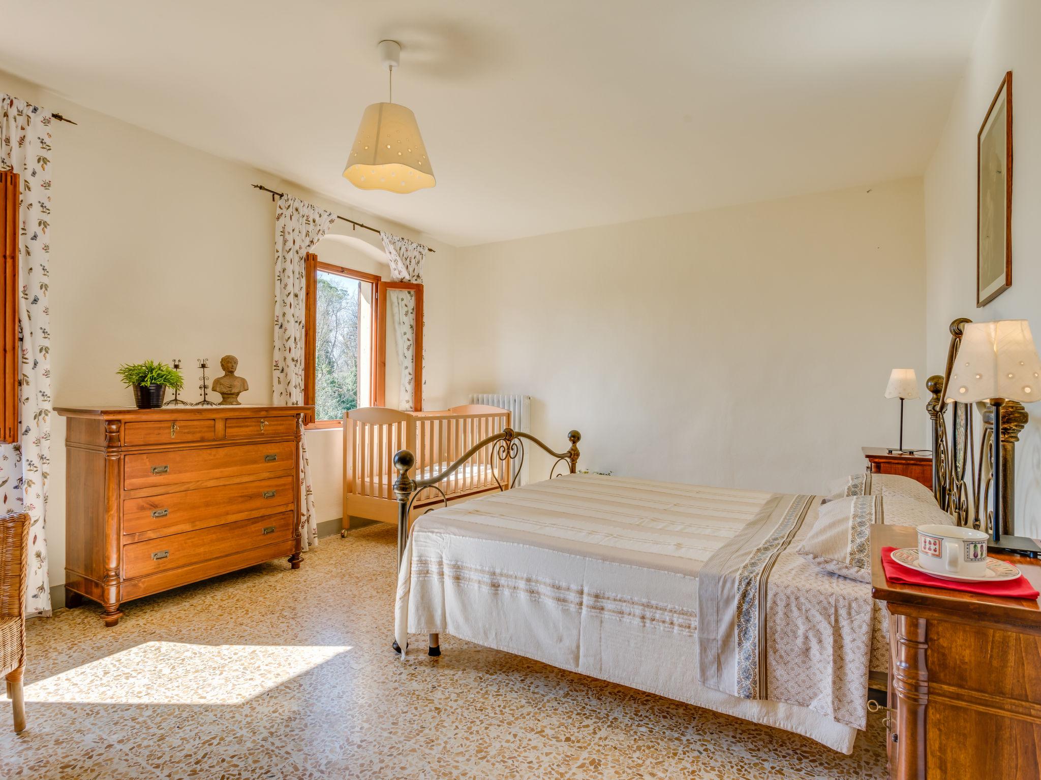 Photo 23 - Maison de 9 chambres à Lamporecchio avec piscine privée et jardin