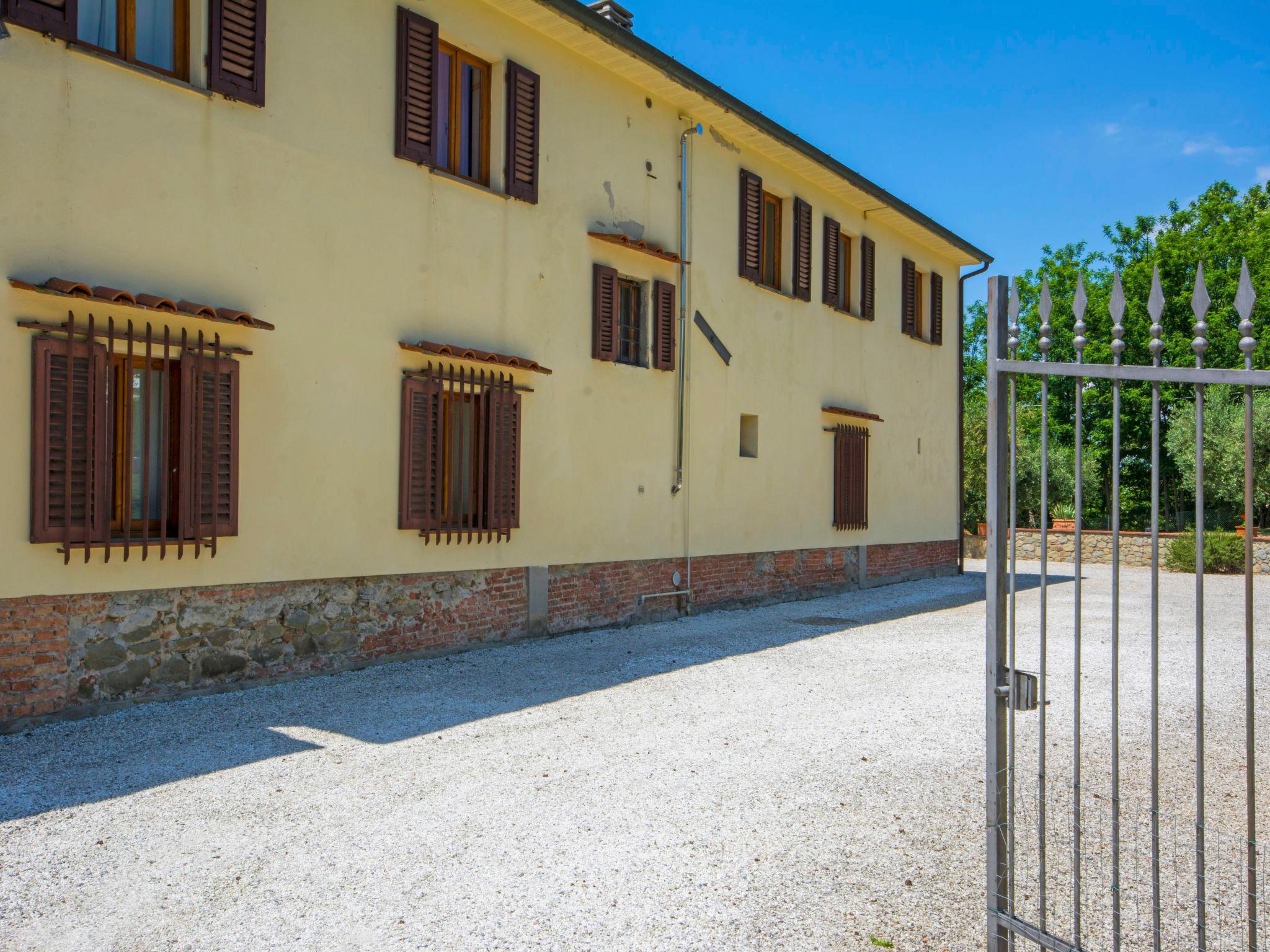 Foto 49 - Casa de 7 quartos em Lamporecchio com piscina privada e jardim