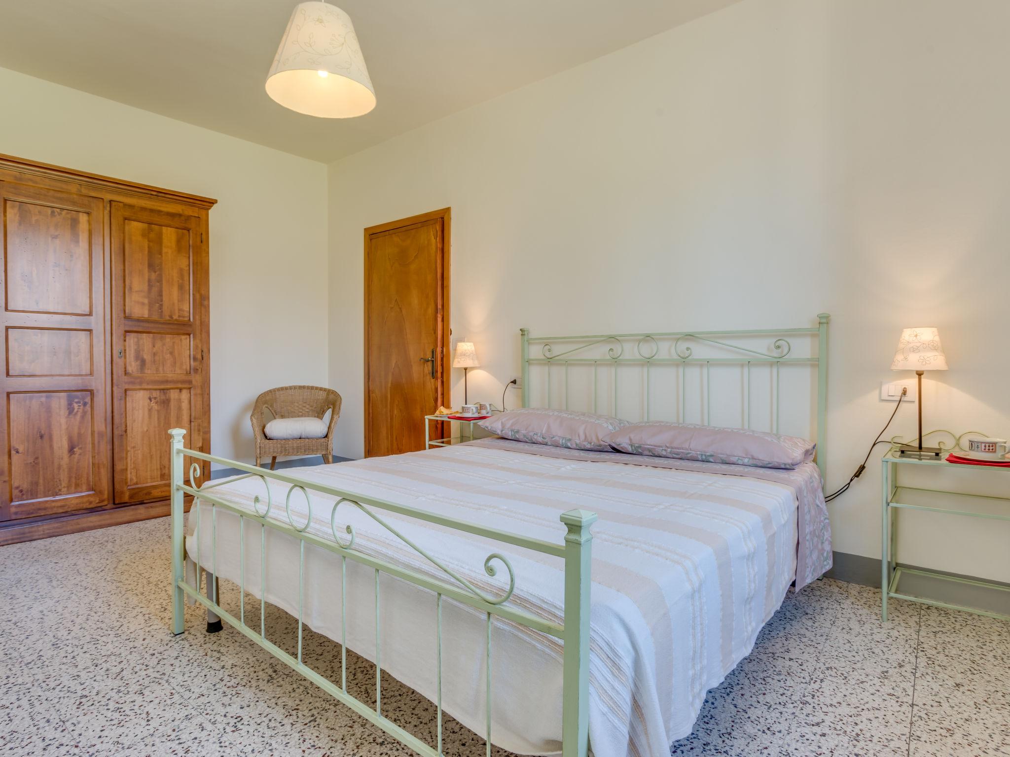 Foto 35 - Haus mit 7 Schlafzimmern in Lamporecchio mit privater pool und garten