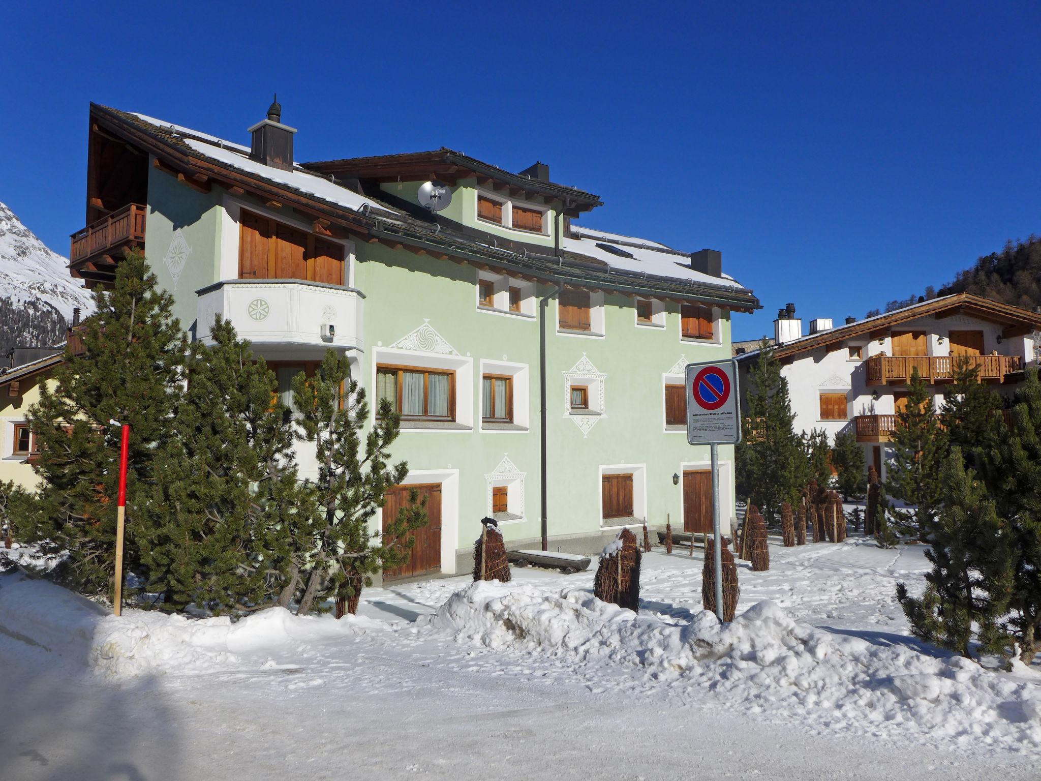 Foto 20 - Apartamento de 1 habitación en Silvaplana con terraza y vistas a la montaña