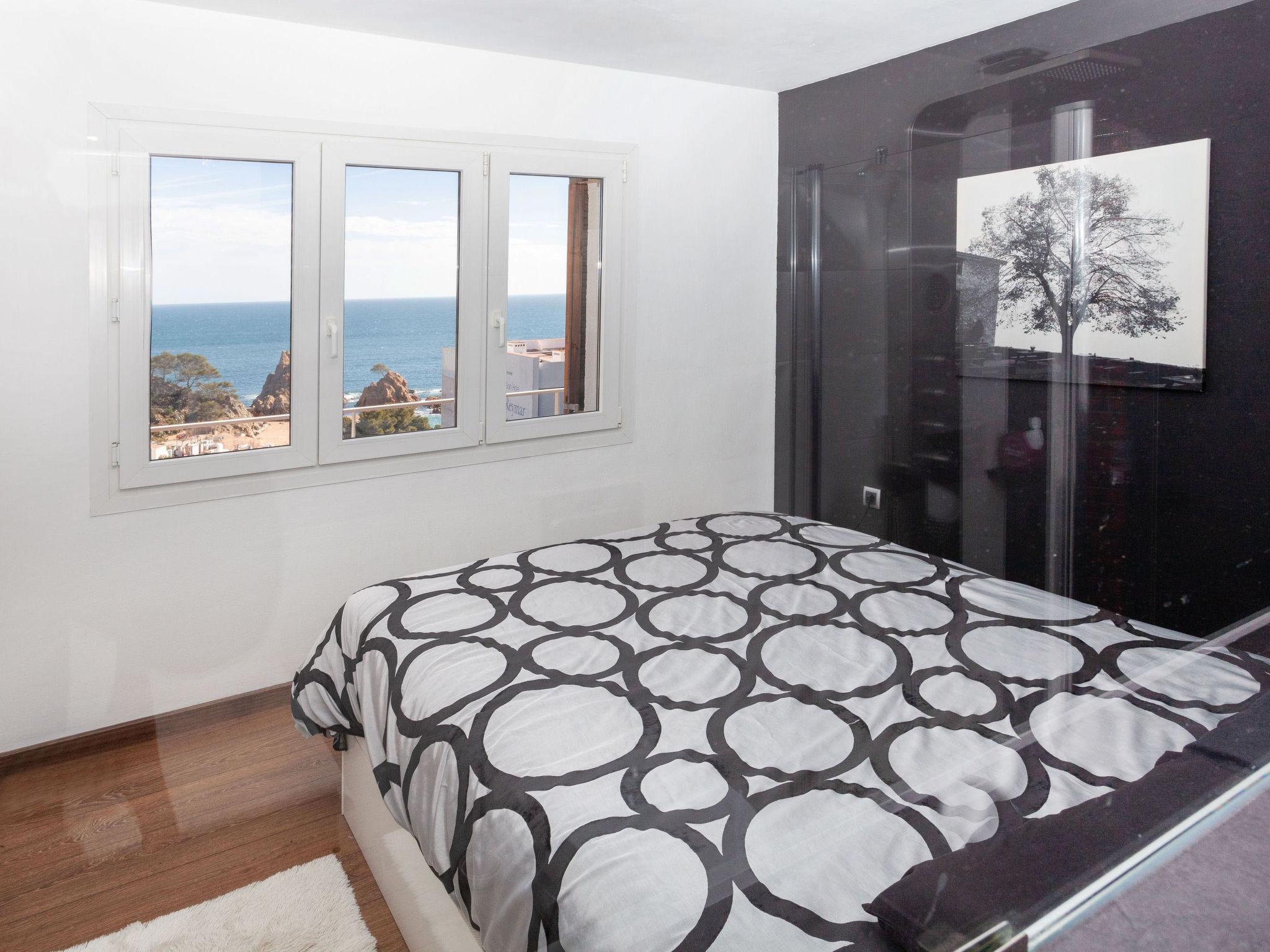 Foto 12 - Haus mit 3 Schlafzimmern in Tossa de Mar mit schwimmbad und blick aufs meer