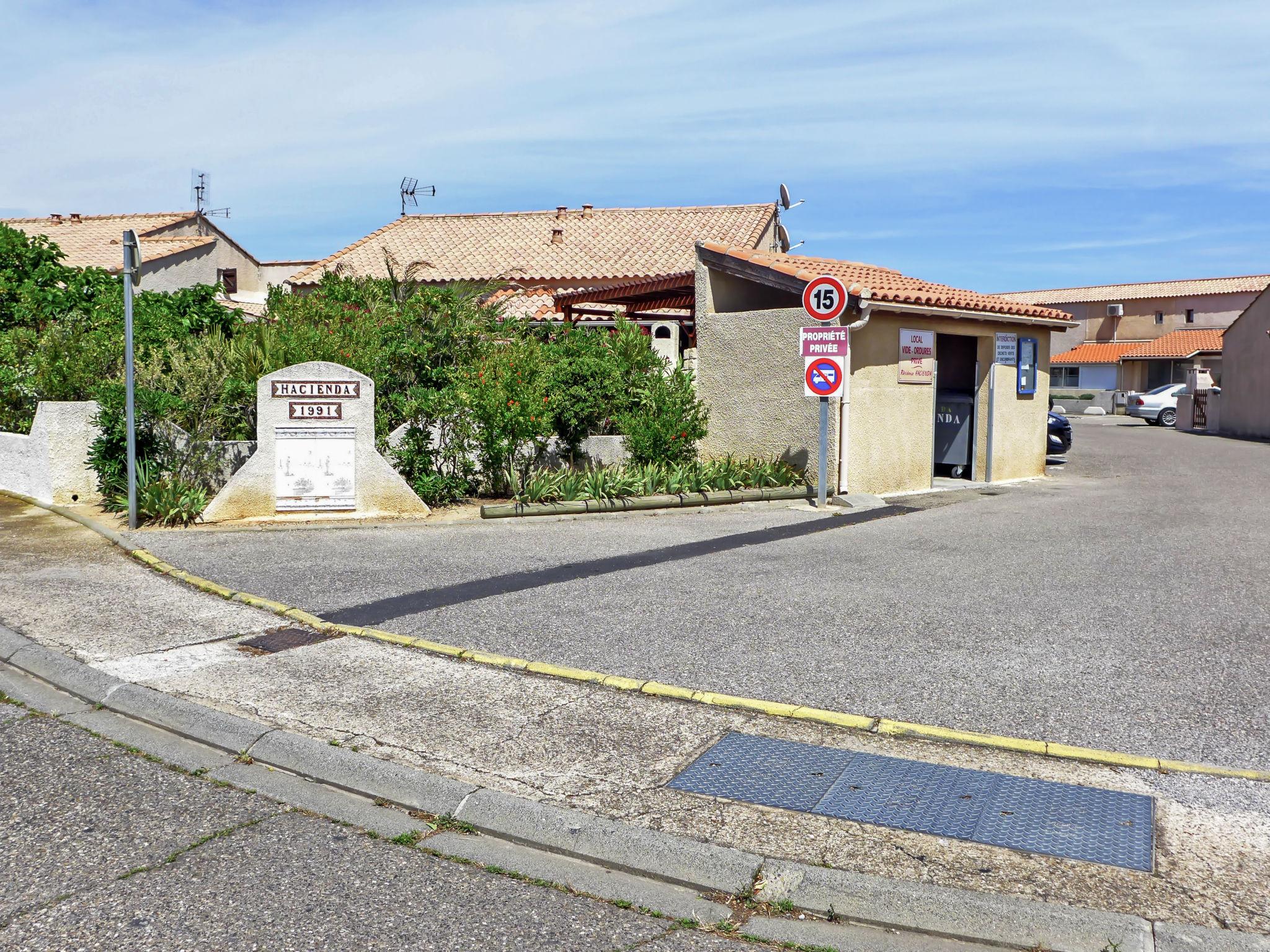 Photo 20 - Maison de 3 chambres à Gruissan avec piscine et vues à la mer