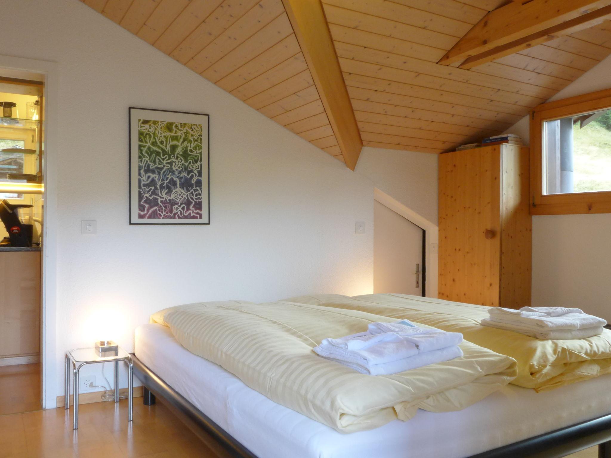 Photo 4 - Appartement de 1 chambre à Lauterbrunnen avec vues sur la montagne