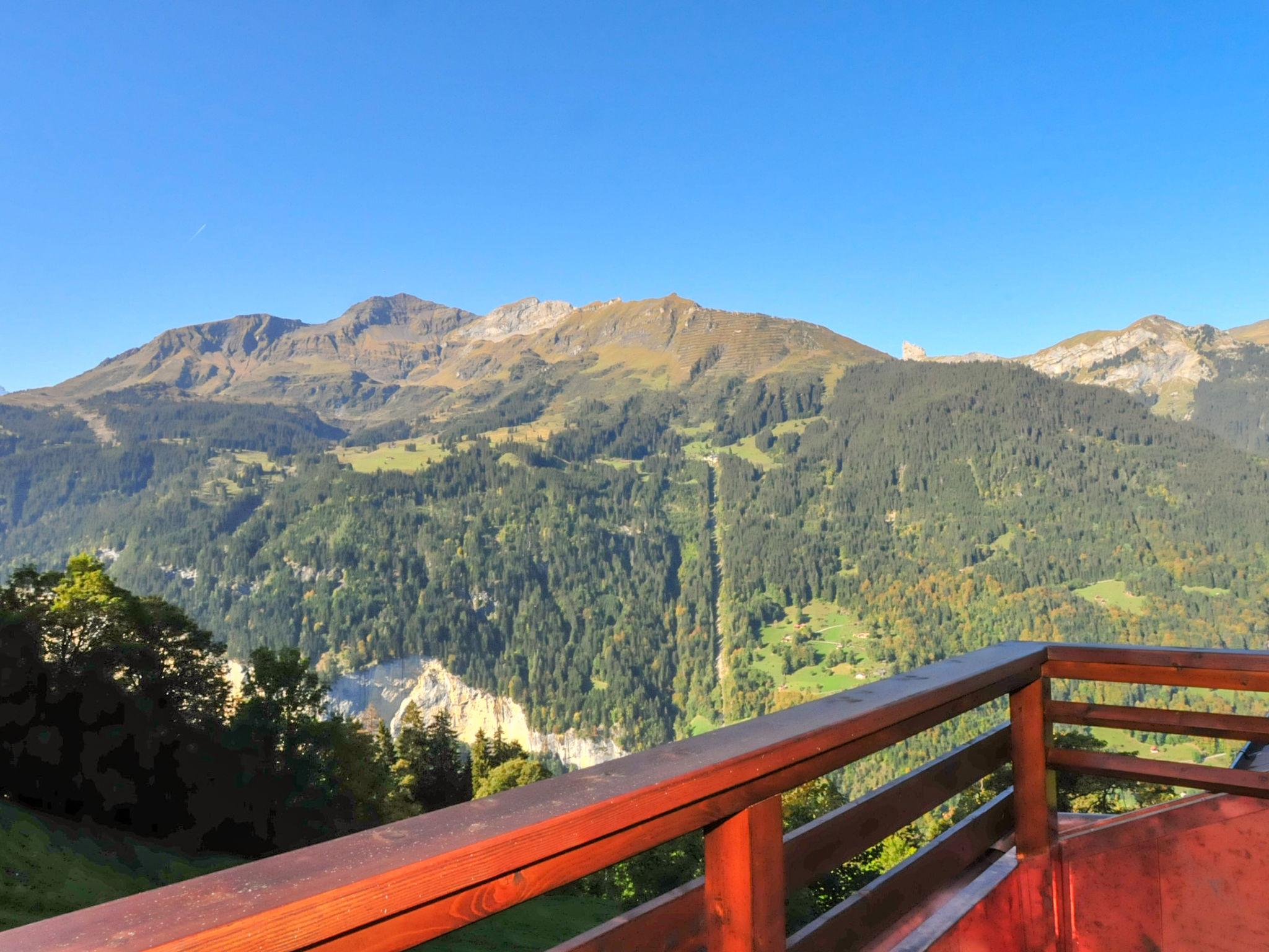 Photo 11 - Appartement de 1 chambre à Lauterbrunnen avec vues sur la montagne