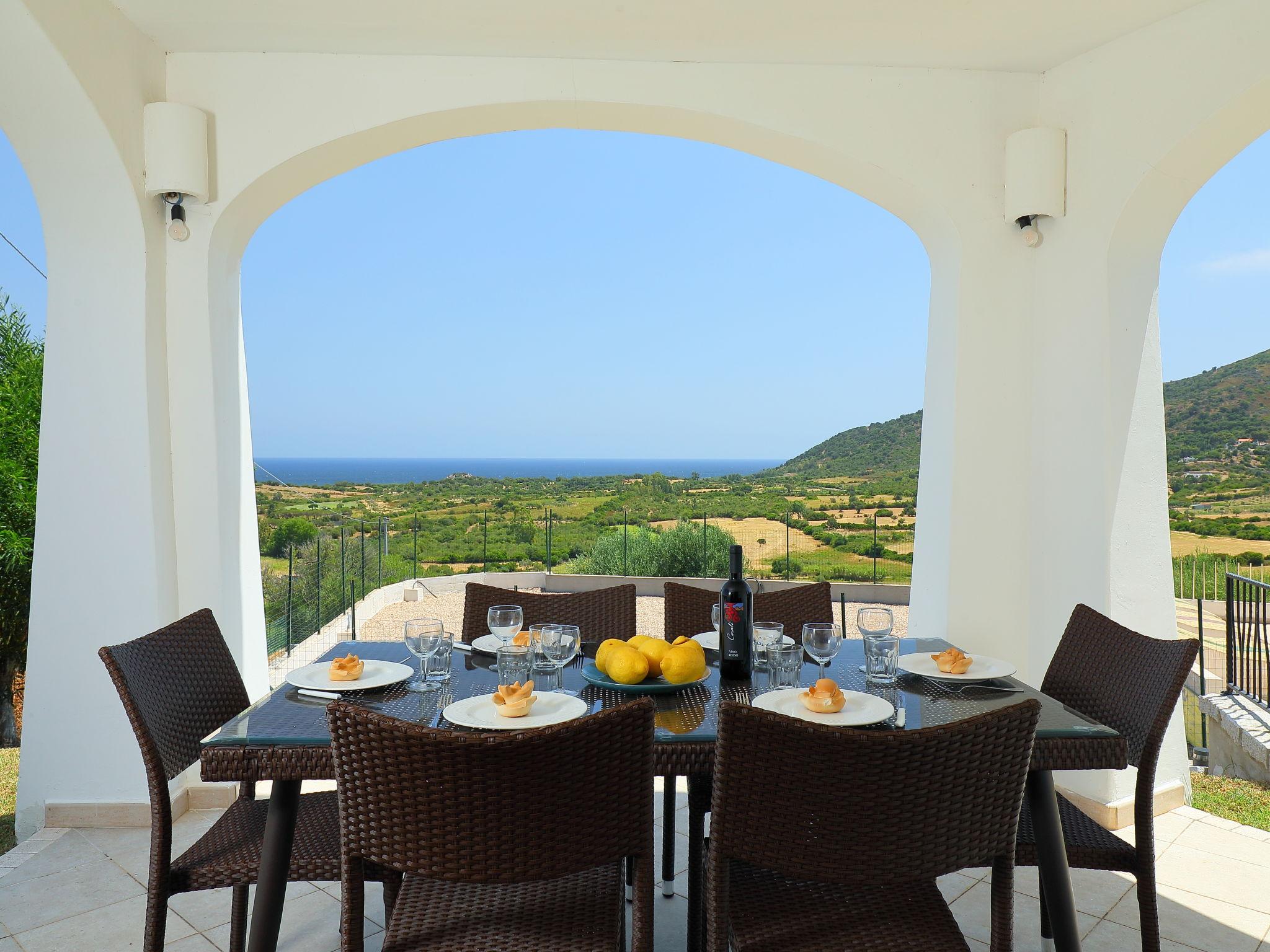 Foto 5 - Apartamento de 2 quartos em Budoni com piscina e vistas do mar