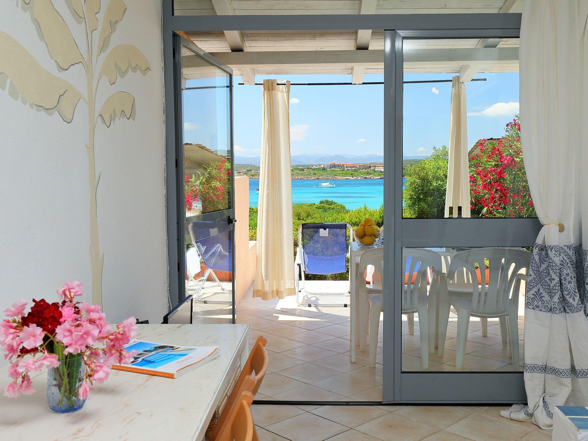 Foto 5 - Apartamento de 1 habitación en Golfo Aranci con jardín y vistas al mar