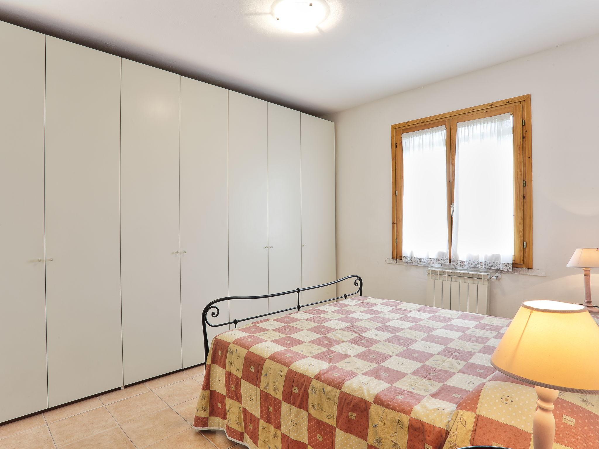 Foto 10 - Appartamento con 2 camere da letto a Montaione con piscina e giardino
