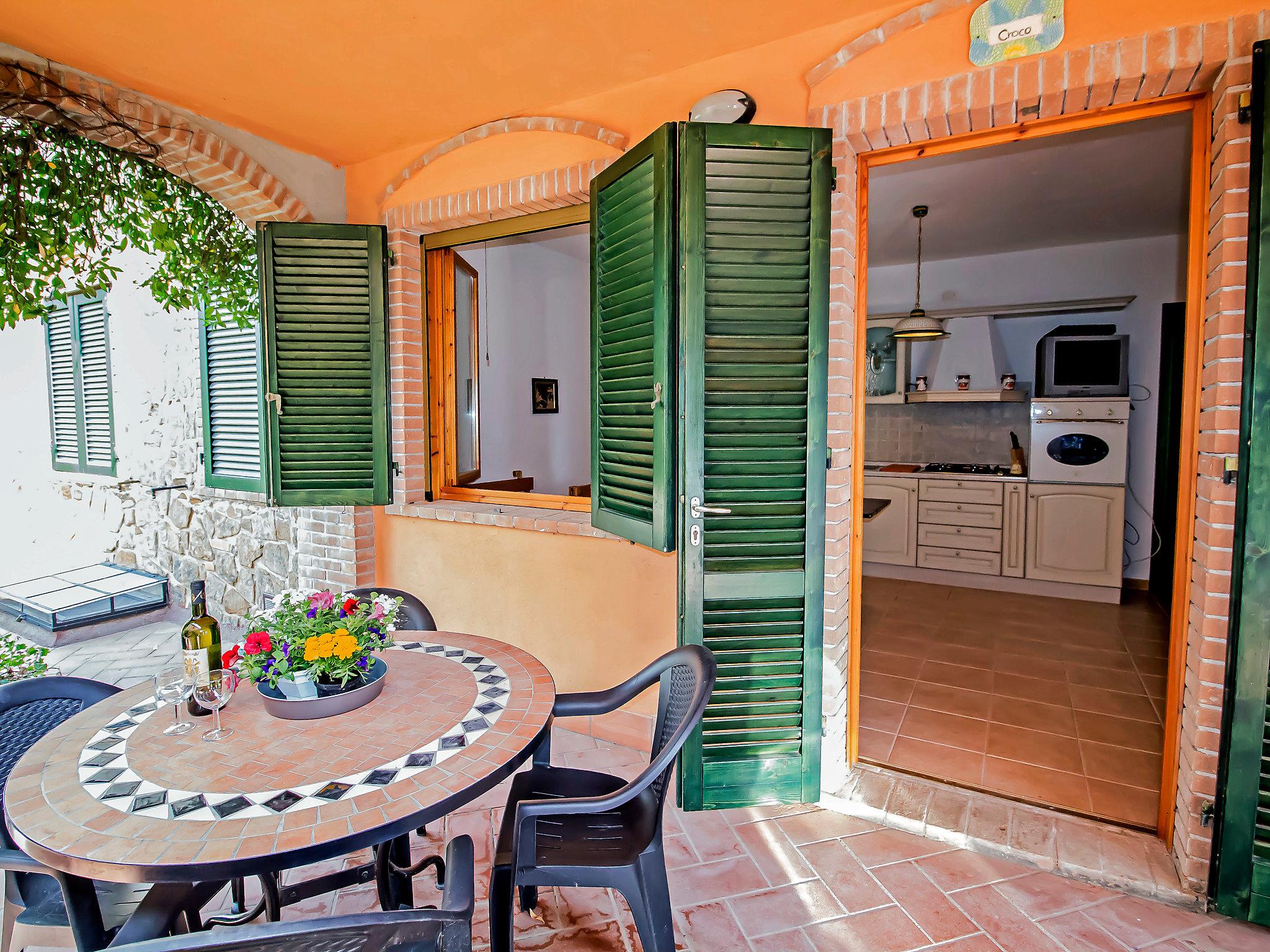 Foto 15 - Apartamento de 2 habitaciones en Montaione con piscina y jardín