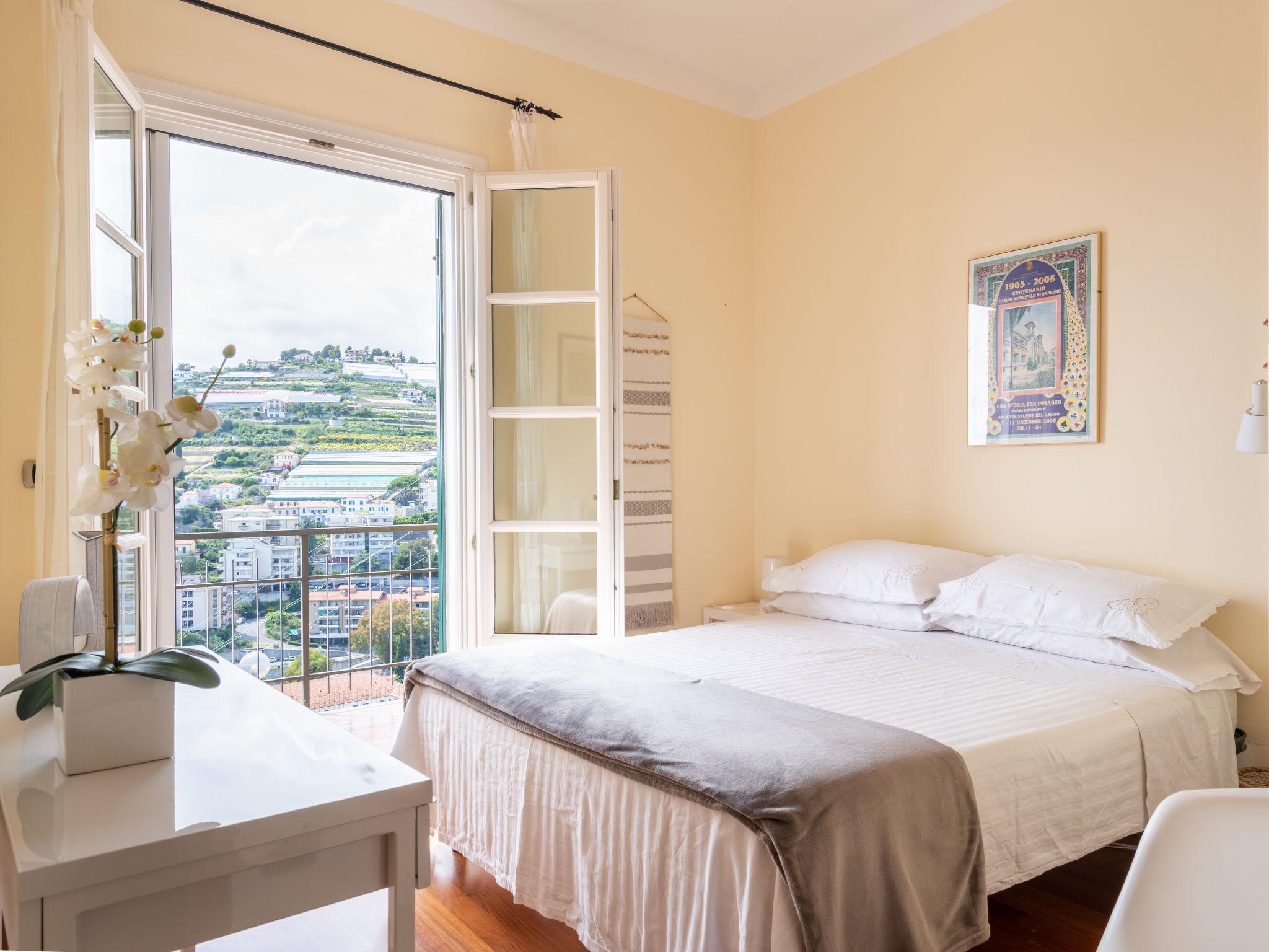 Foto 4 - Haus mit 2 Schlafzimmern in Sanremo mit garten und blick aufs meer