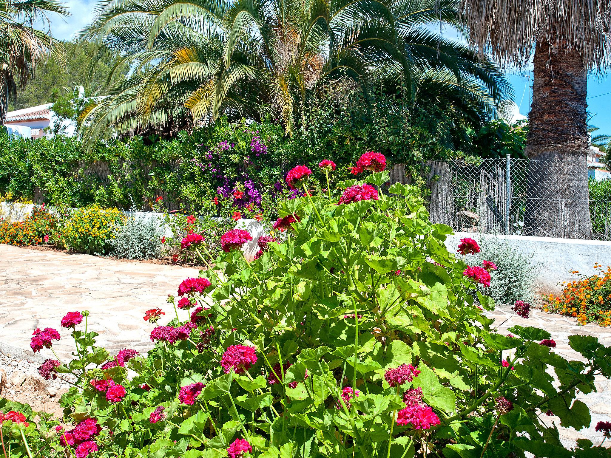 Photo 17 - Maison de 3 chambres à Jávea avec piscine privée et jardin