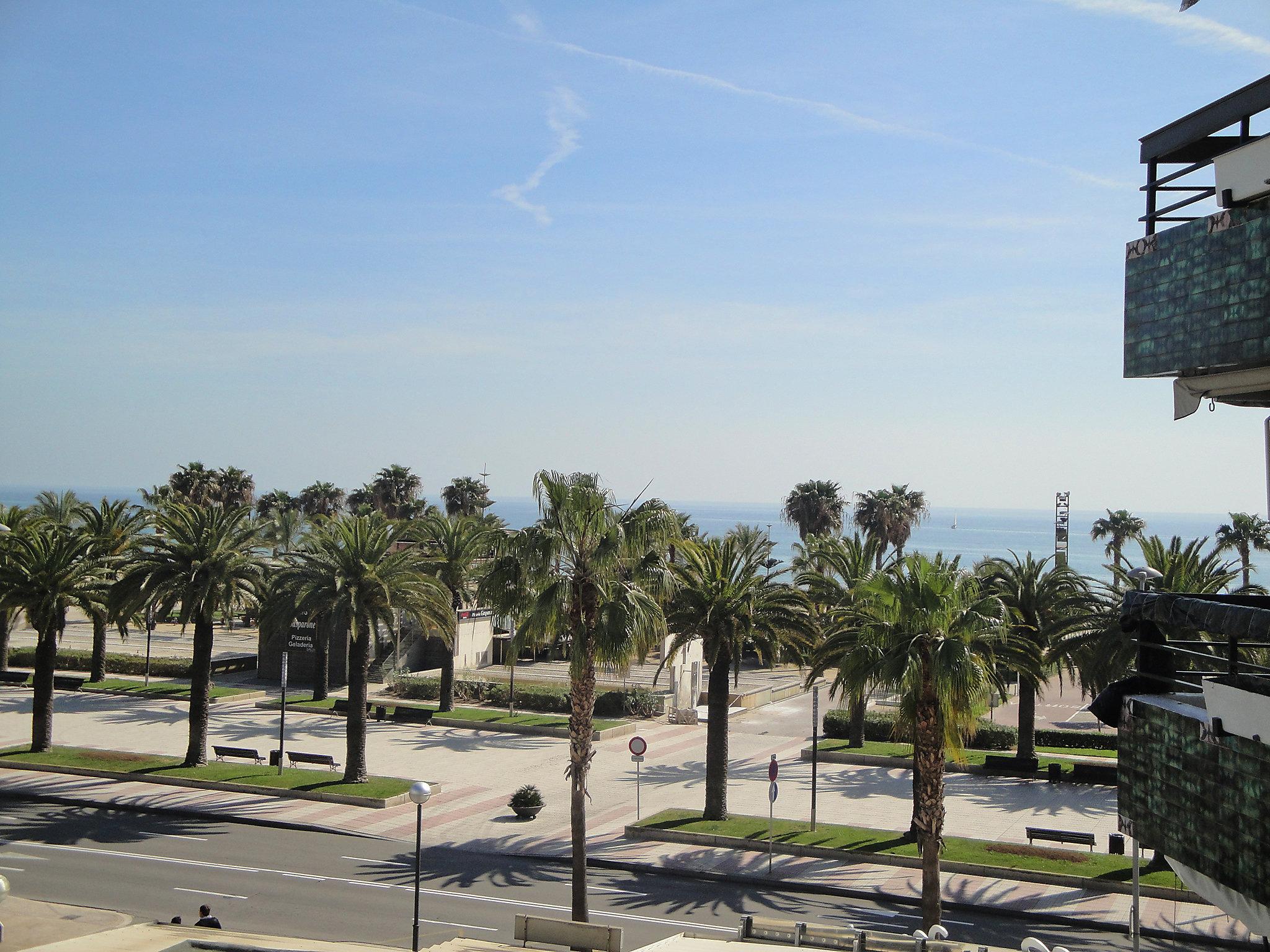 Photo 14 - 1 bedroom Apartment in Salou with terrace and sea view