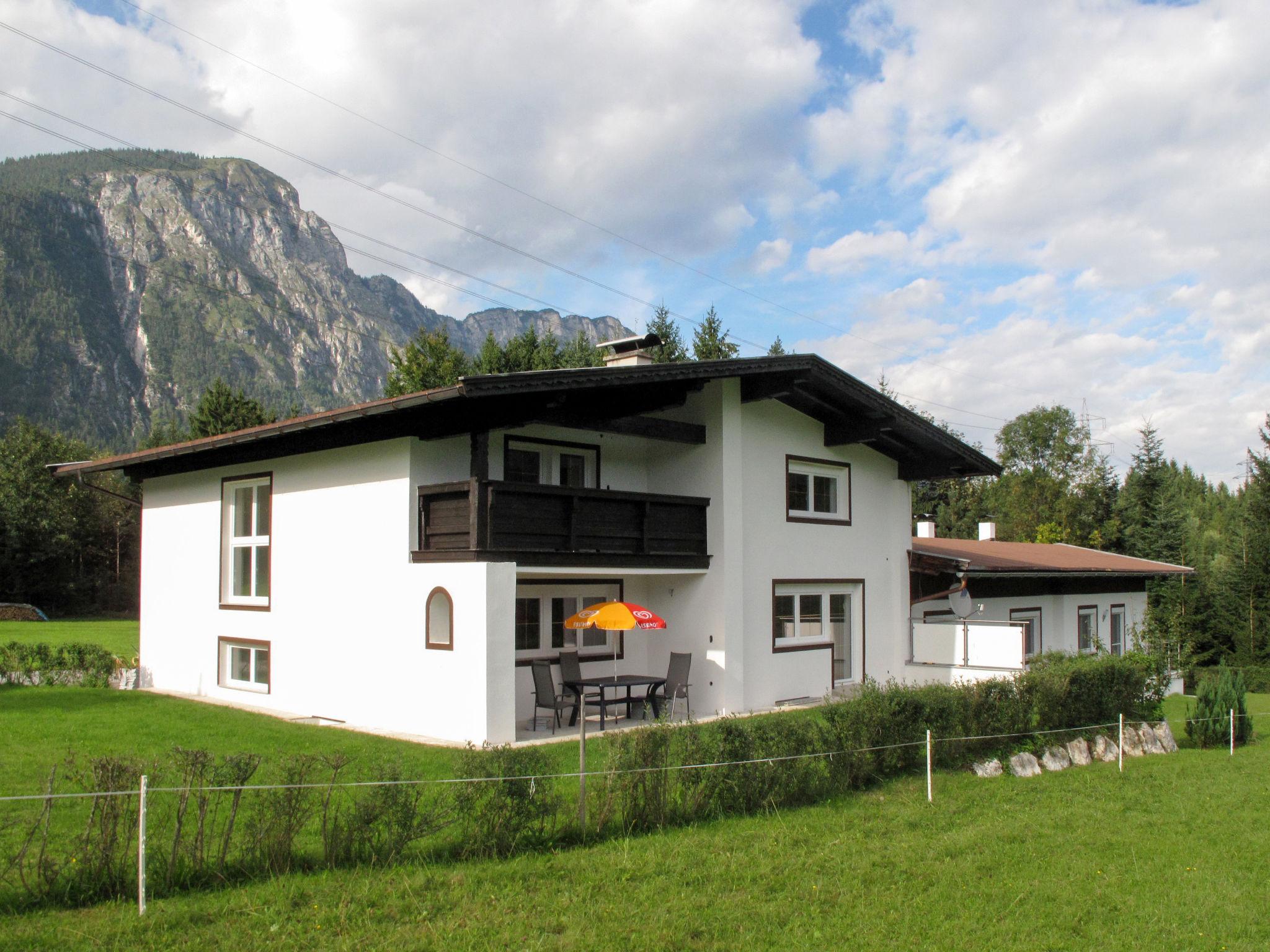 Foto 1 - Casa con 5 camere da letto a Angerberg con giardino e vista sulle montagne