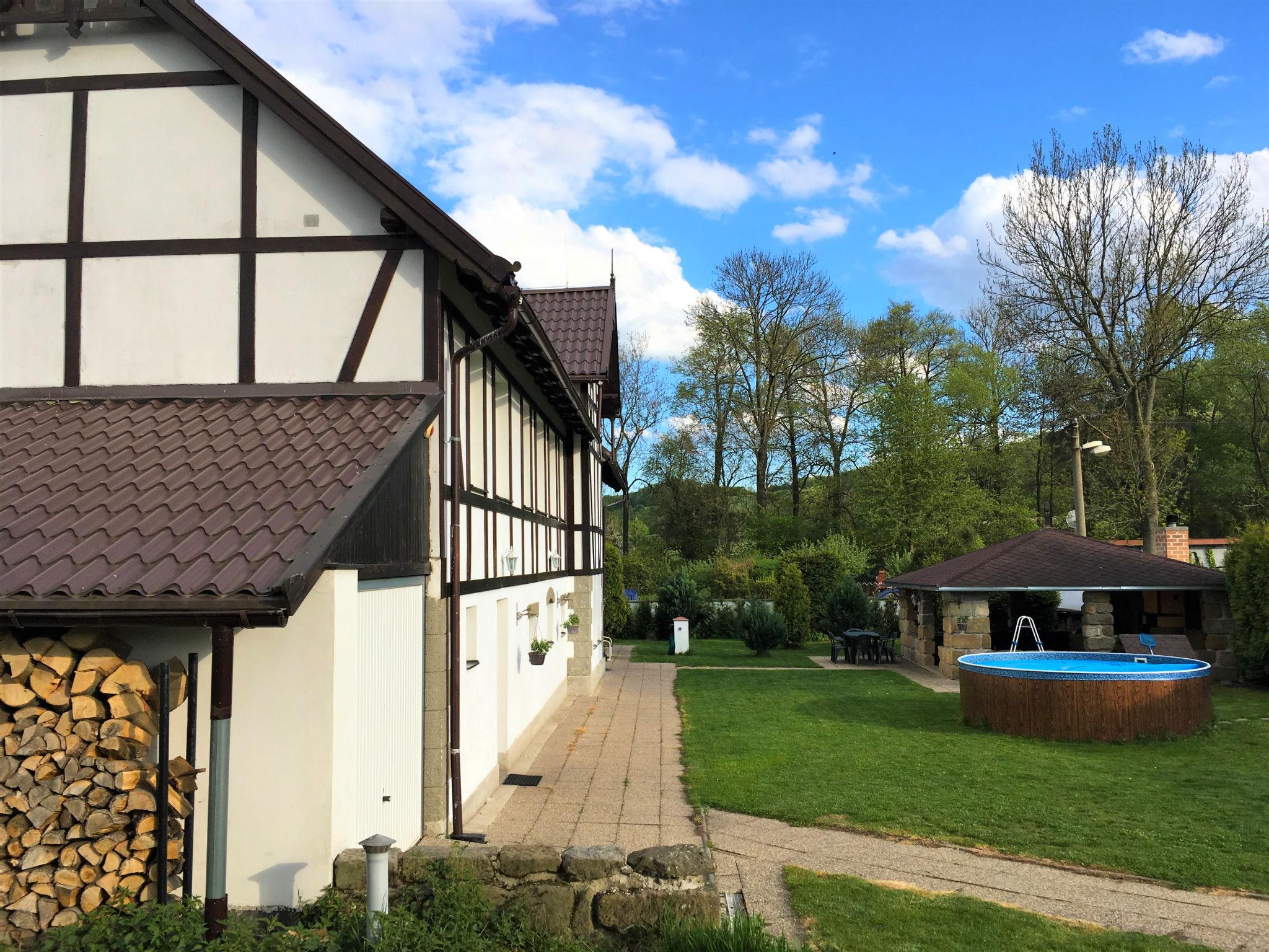 Foto 25 - Casa con 3 camere da letto a Kravaře con piscina privata e giardino