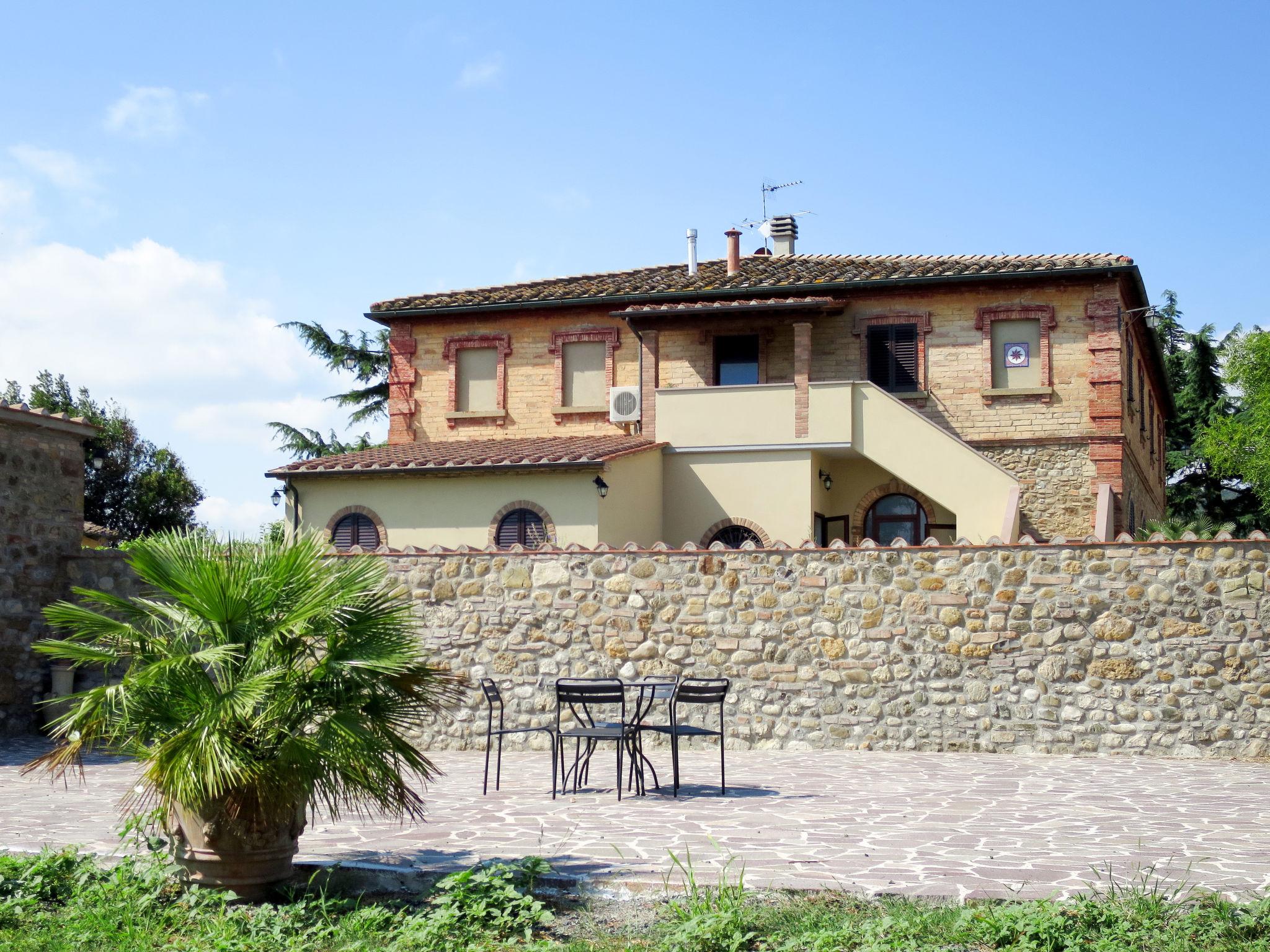 Photo 11 - Maison de 4 chambres à Pomarance avec jardin et terrasse