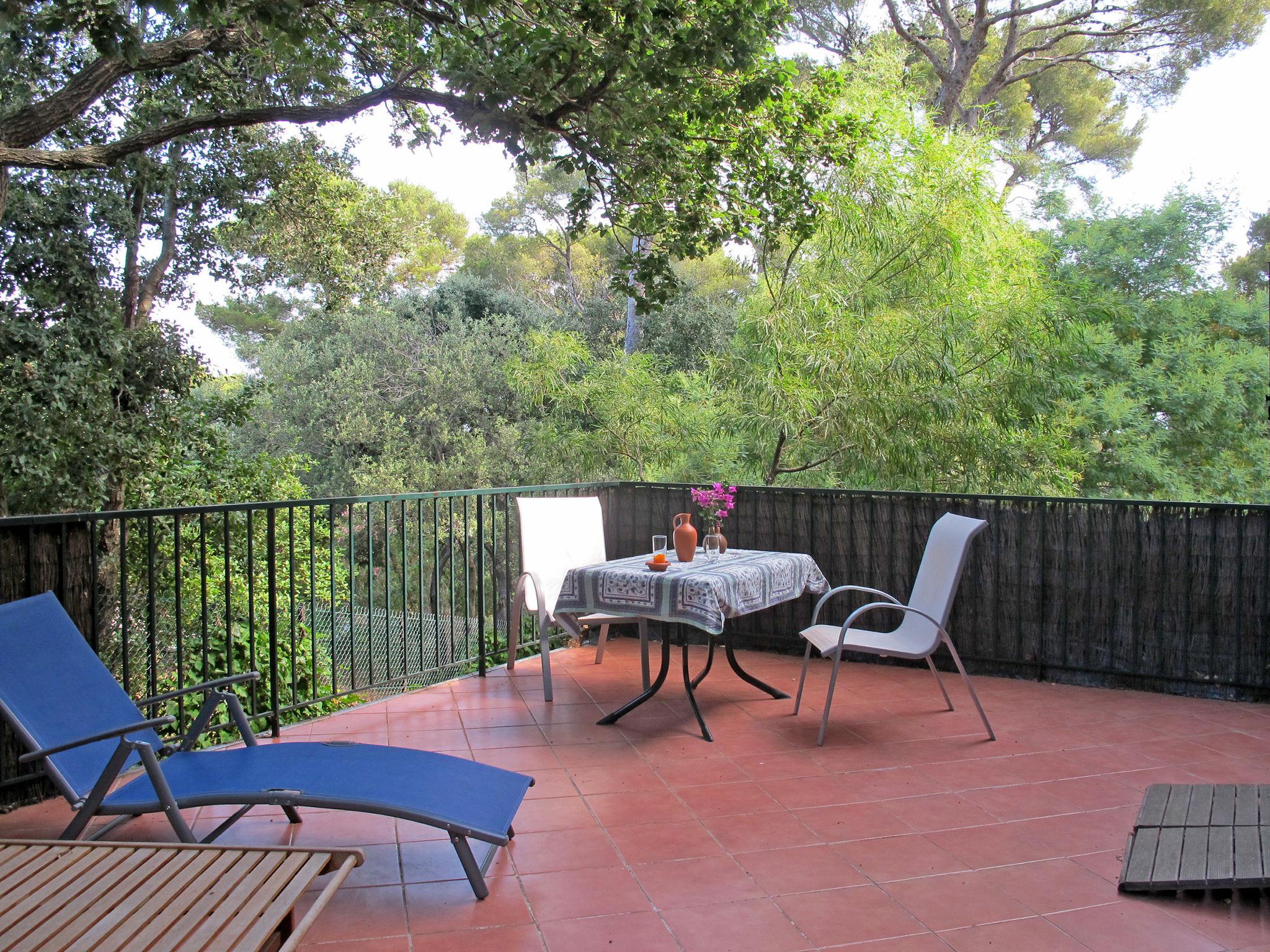 Photo 2 - Appartement de 1 chambre à Six-Fours-les-Plages avec jardin et terrasse