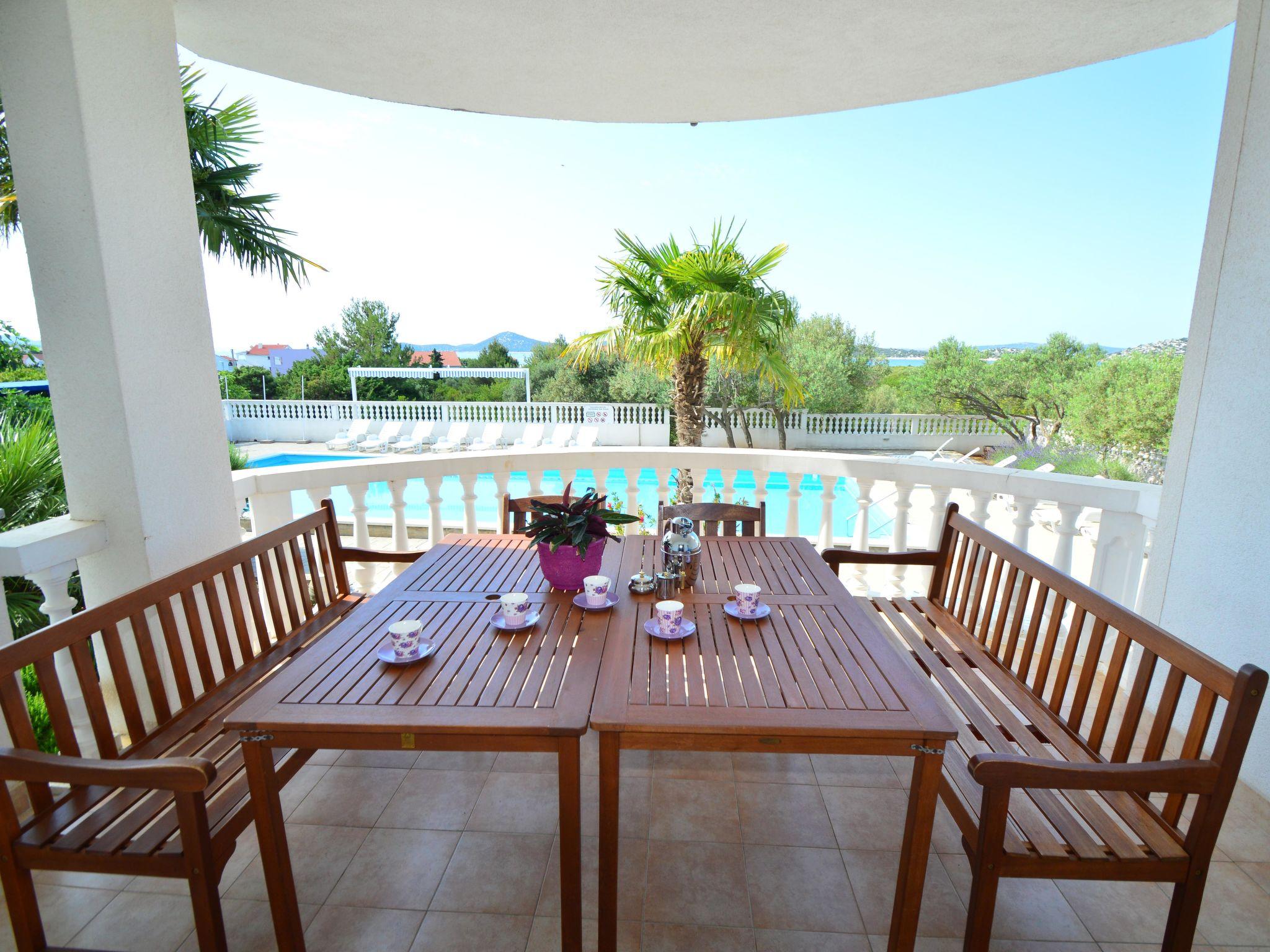 Photo 8 - Appartement de 3 chambres à Vodice avec piscine et jardin