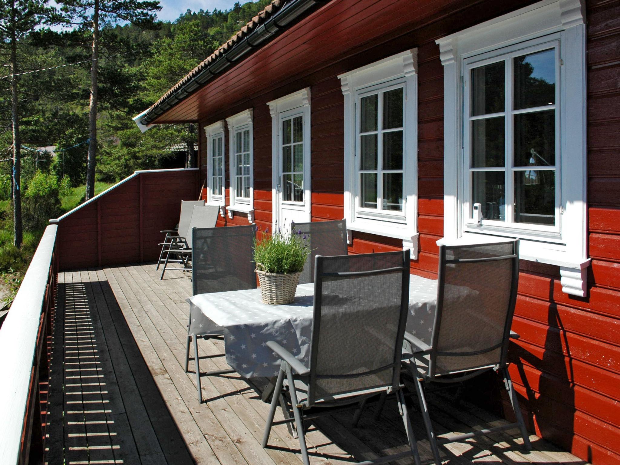 Photo 5 - Maison de 3 chambres à Fossdal avec terrasse et sauna