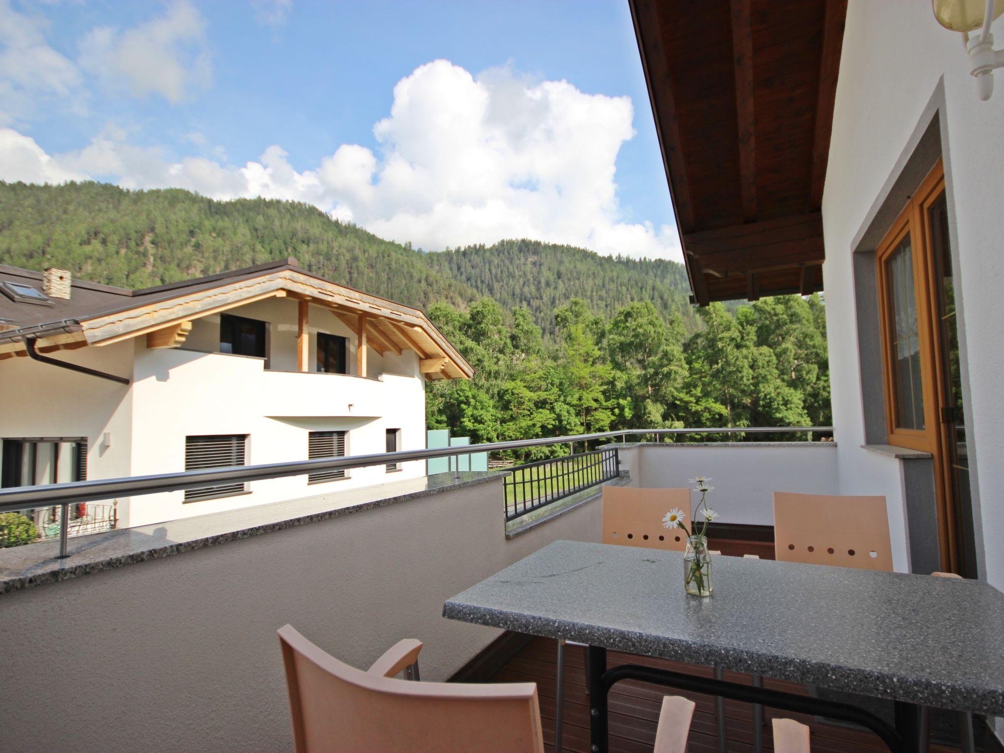 Photo 12 - 2 bedroom Apartment in Ried im Oberinntal with garden and mountain view