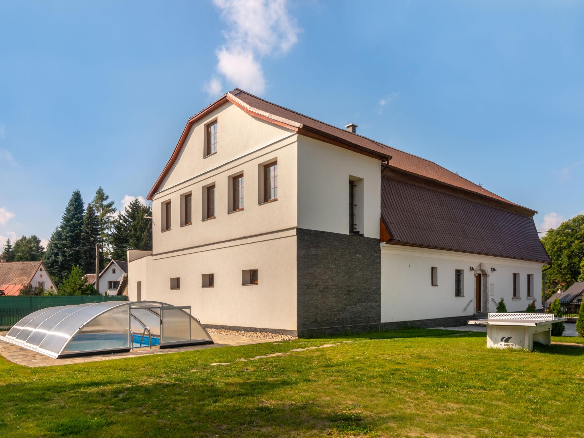 Photo 37 - Maison de 5 chambres à Olešnice v Orlických horách avec piscine privée et jardin