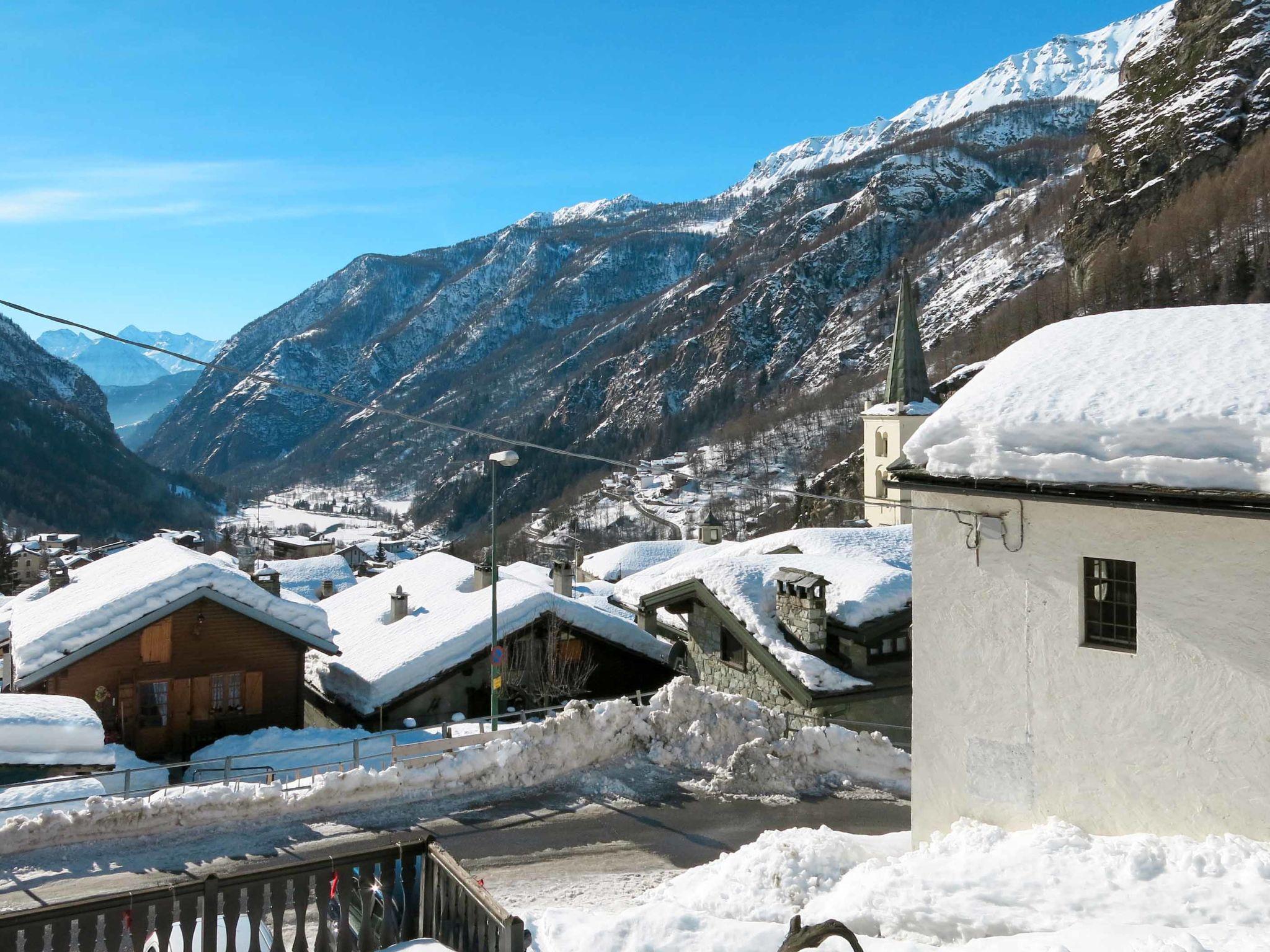 Photo 15 - Appartement de 2 chambres à Valtournenche avec vues sur la montagne