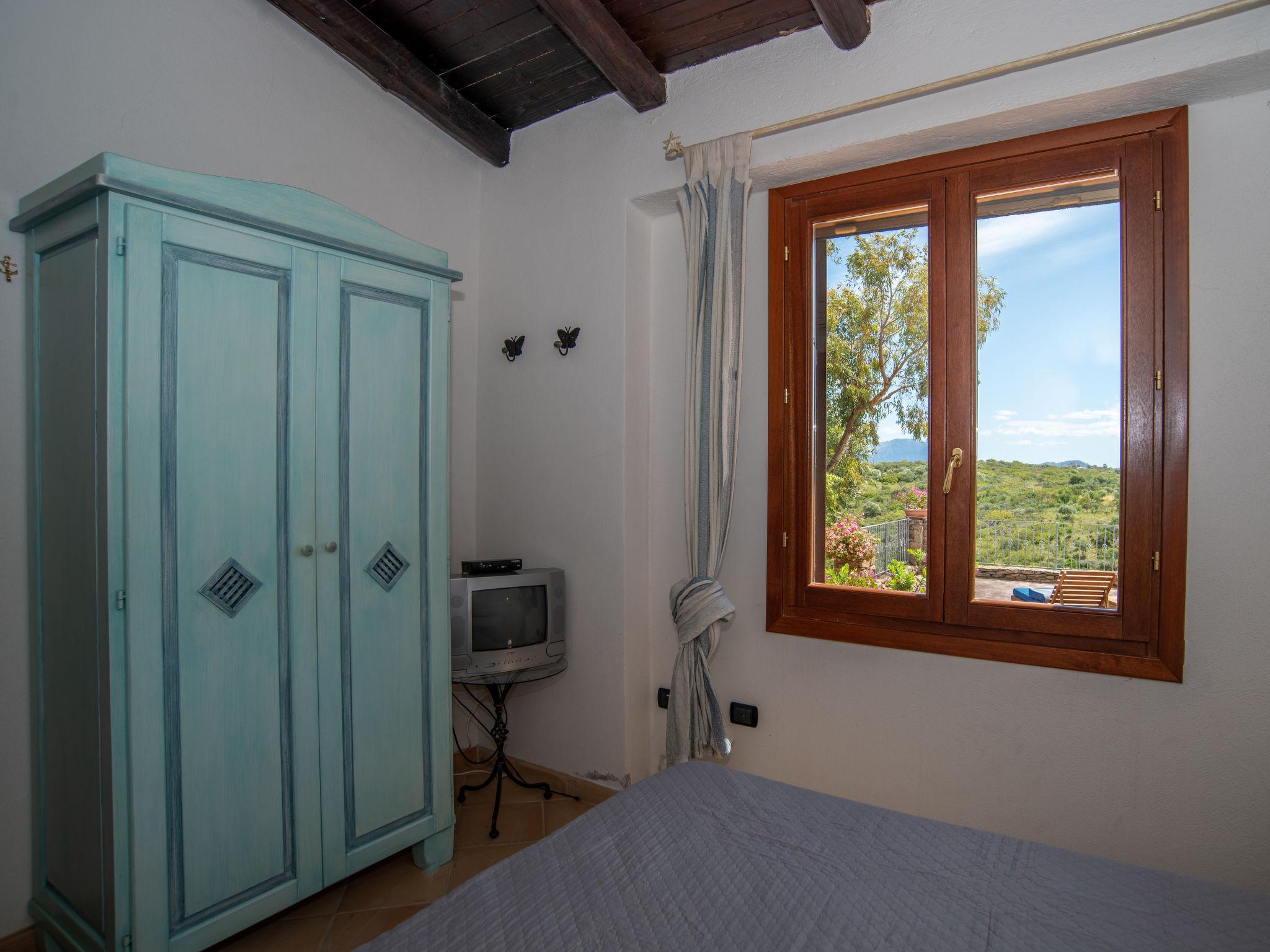 Photo 15 - 3 bedroom House in Golfo Aranci with private pool and garden