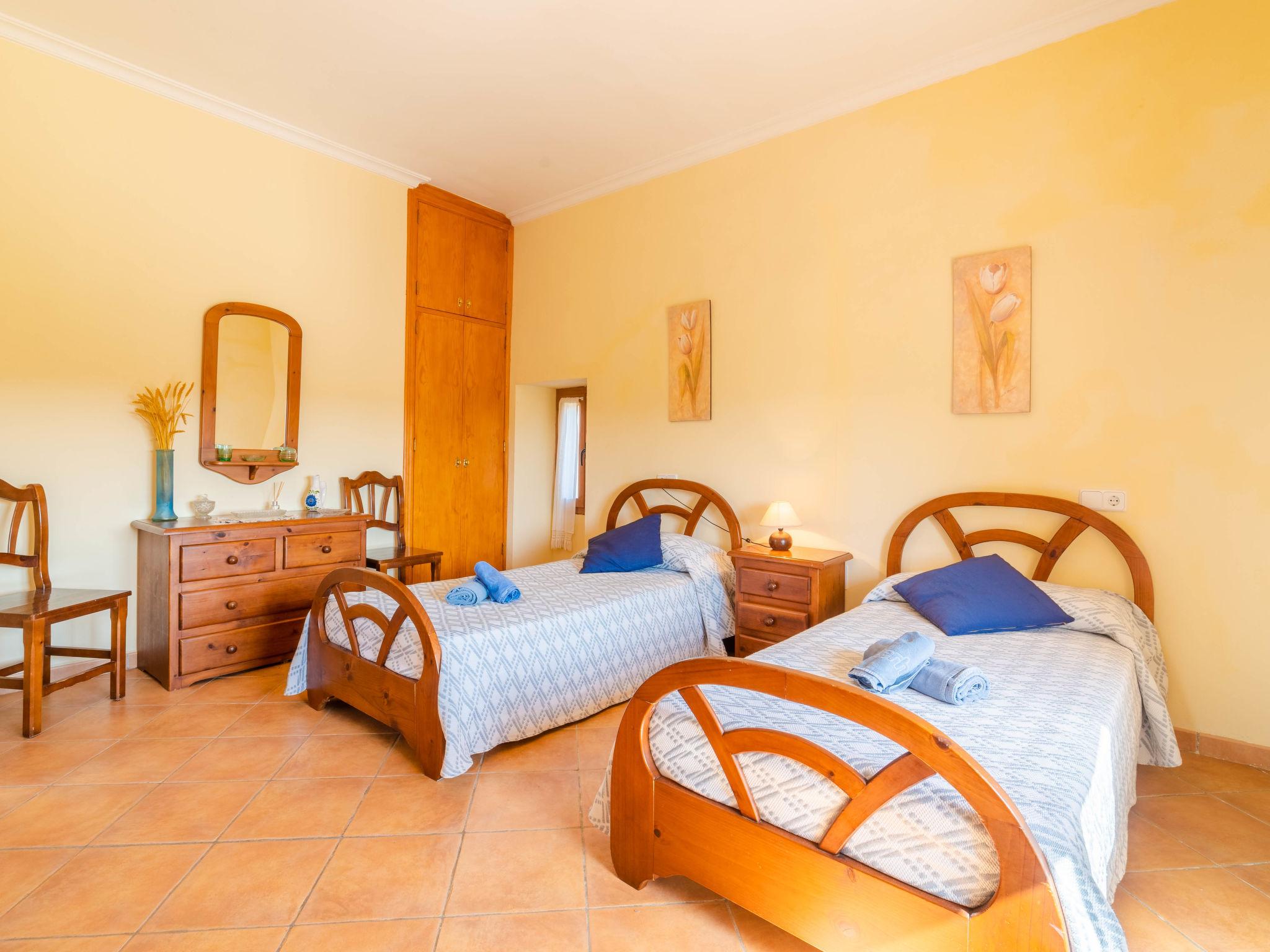 Foto 22 - Casa con 3 camere da letto a Alcúdia con piscina privata e vista mare