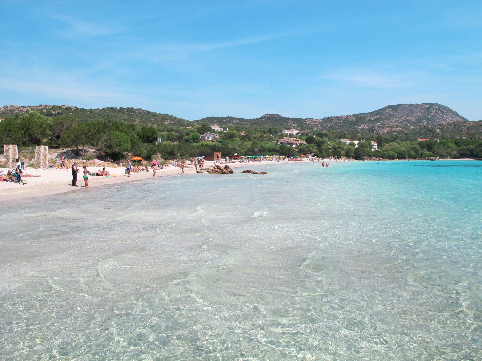 Photo 25 - Maison de 3 chambres à Olbia avec jardin et vues à la mer