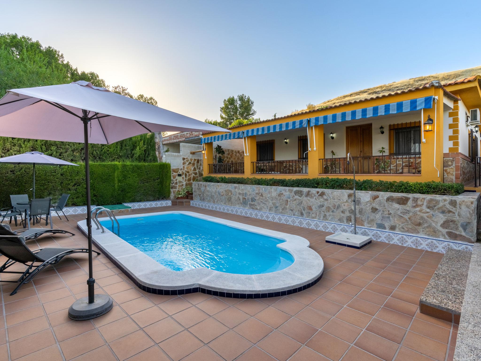 Foto 1 - Casa con 3 camere da letto a Baena con piscina privata e terrazza