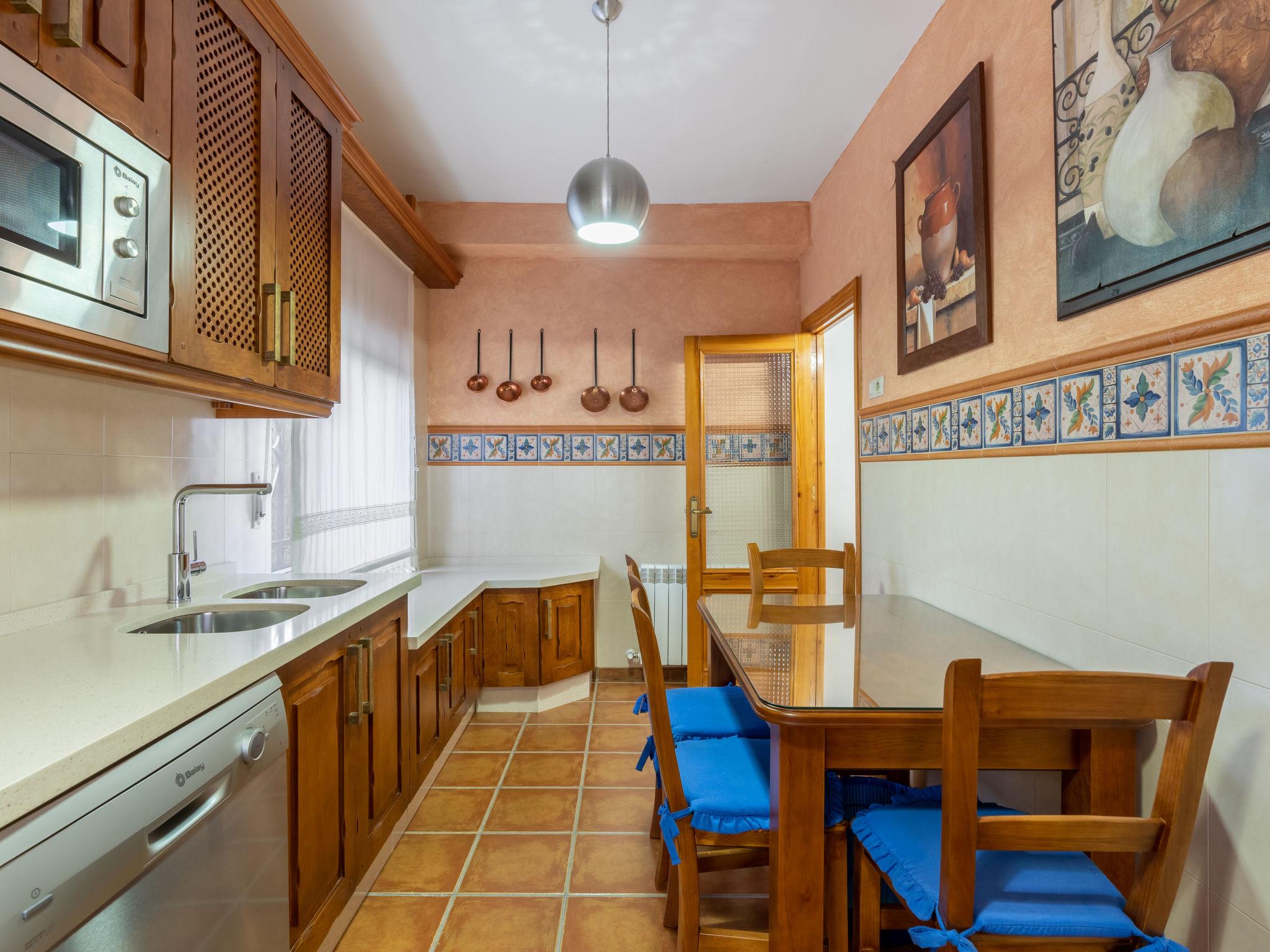 Photo 7 - 3 bedroom House in Baena with private pool and terrace