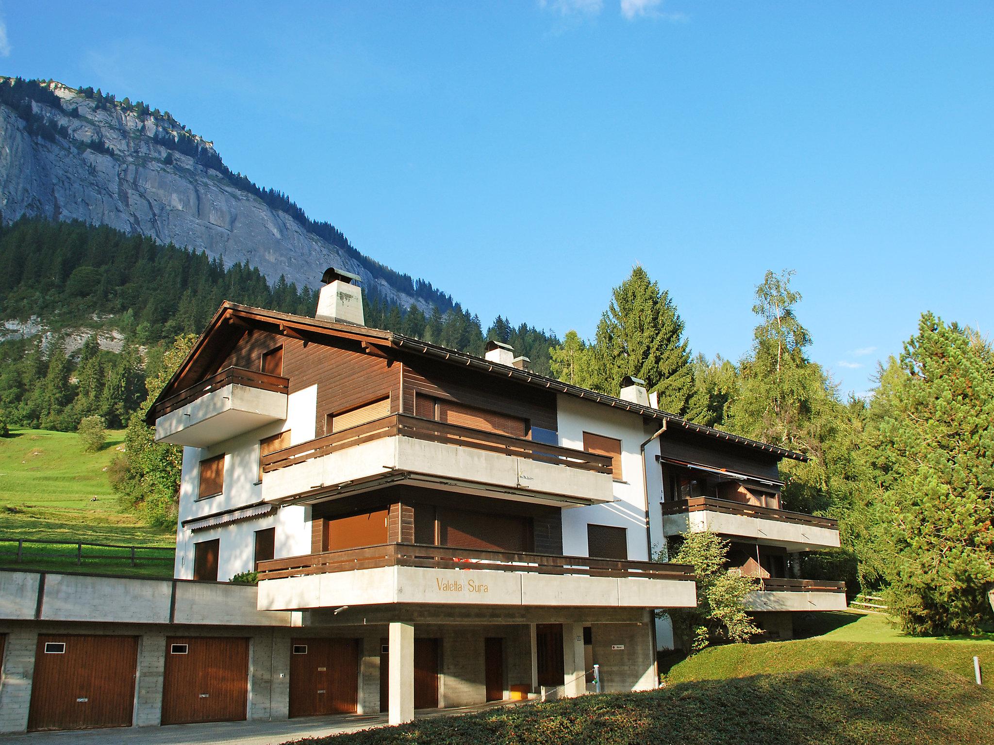 Foto 14 - Apartamento de 1 habitación en Flims con vistas a la montaña