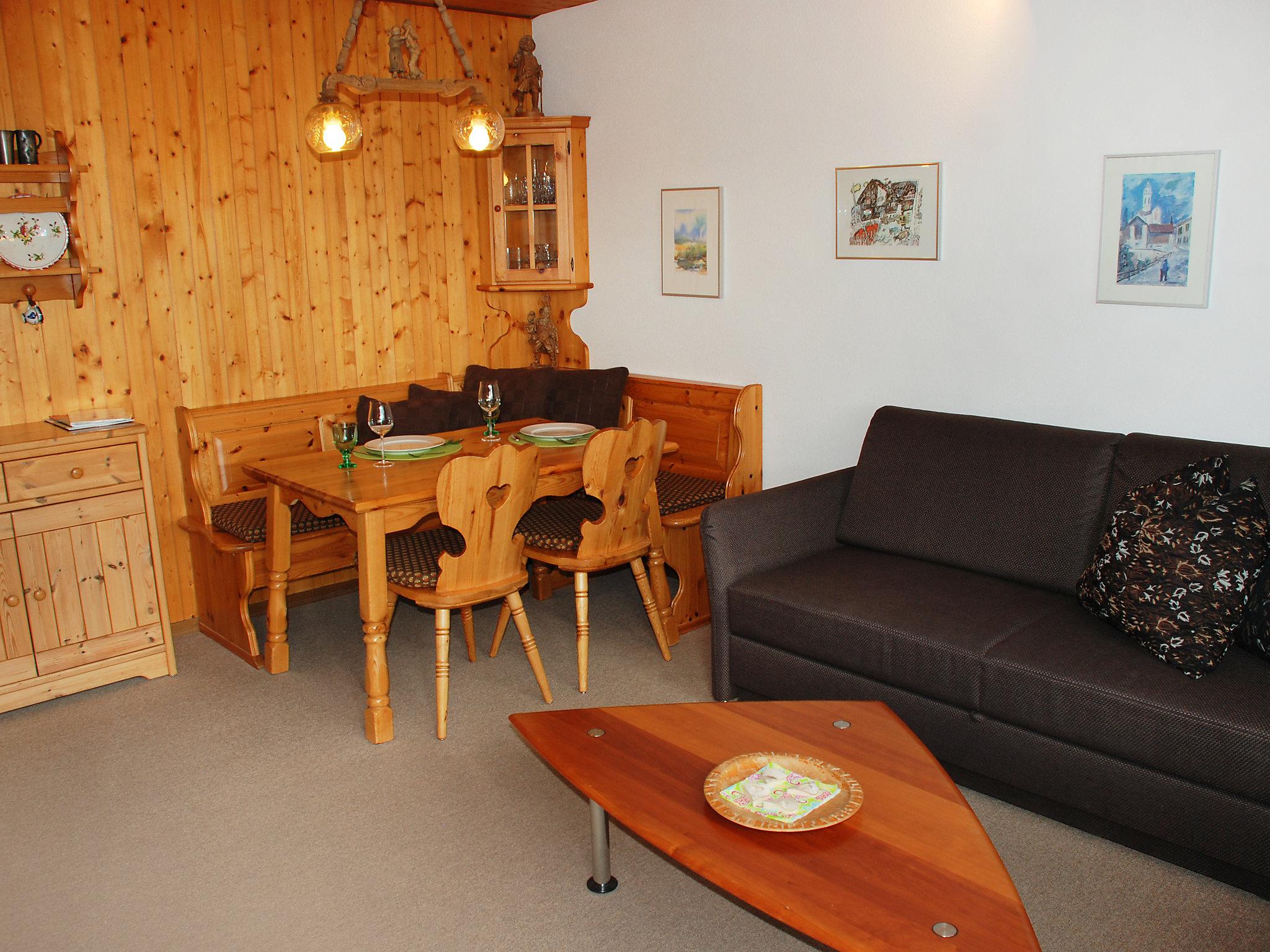 Photo 2 - Appartement de 1 chambre à Flims avec vues sur la montagne