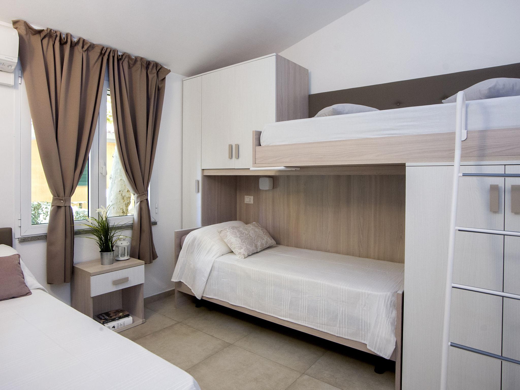 Photo 11 - 2 bedroom House in Castiglione della Pescaia with swimming pool and sea view