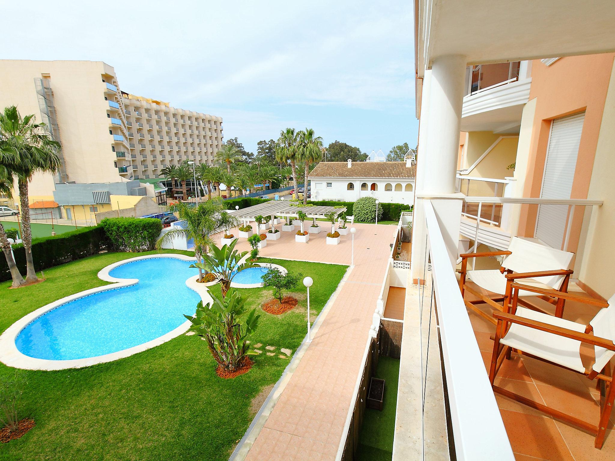 Foto 3 - Apartamento de 2 habitaciones en Dénia con piscina y vistas al mar