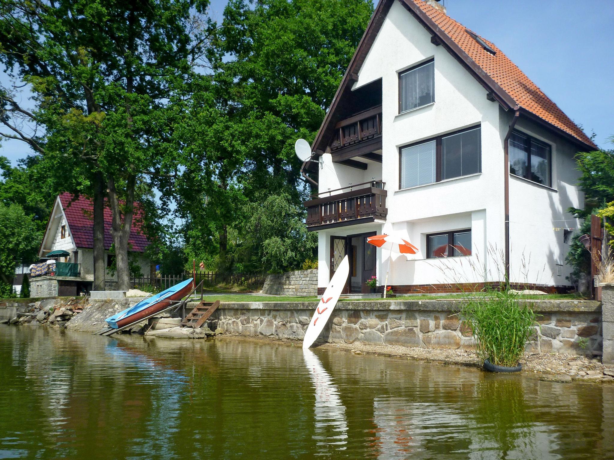 Foto 22 - Casa con 2 camere da letto a Žabovřesky con giardino e terrazza