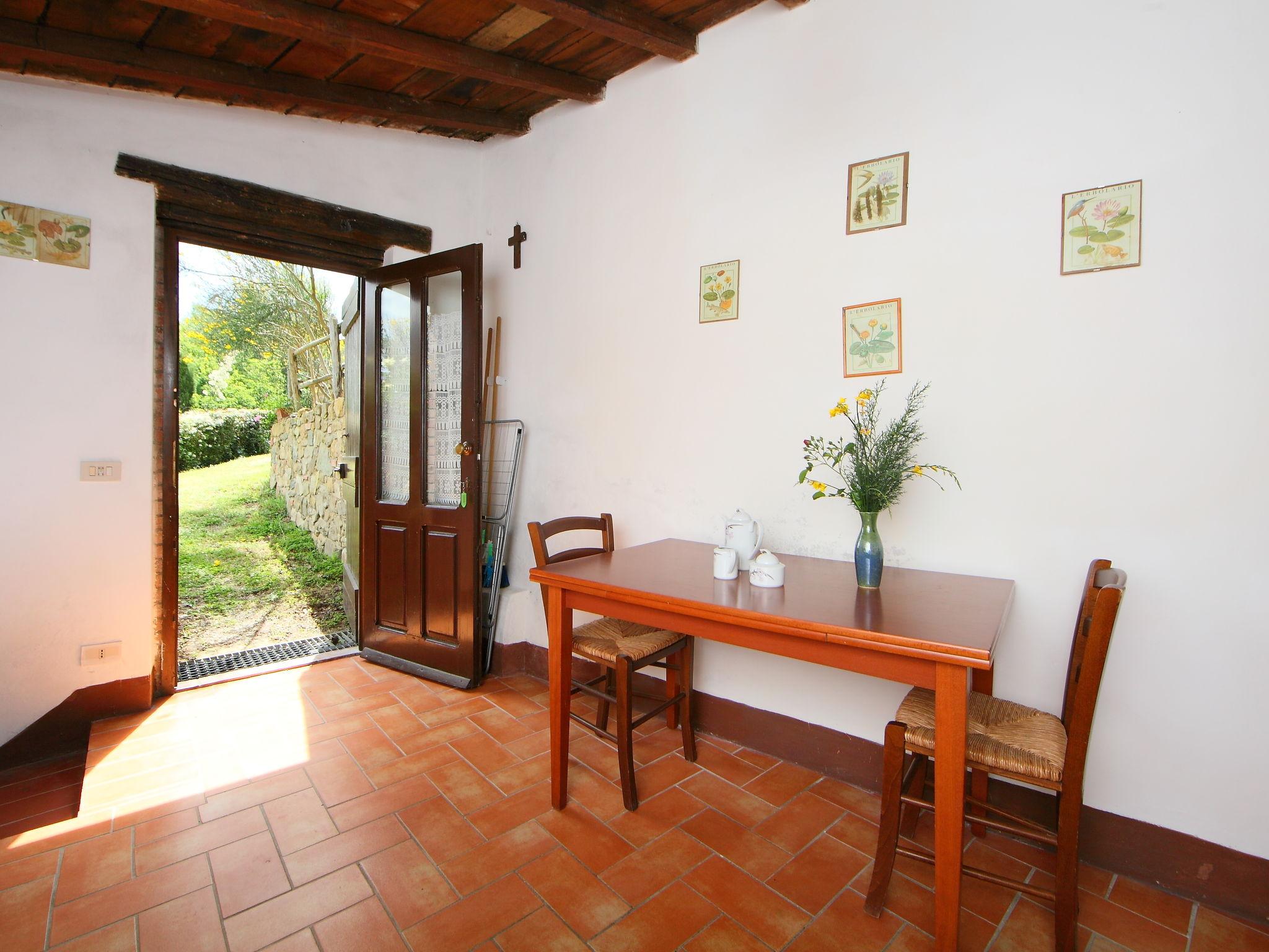 Photo 9 - Maison de 1 chambre à Gaiole in Chianti avec piscine et jardin