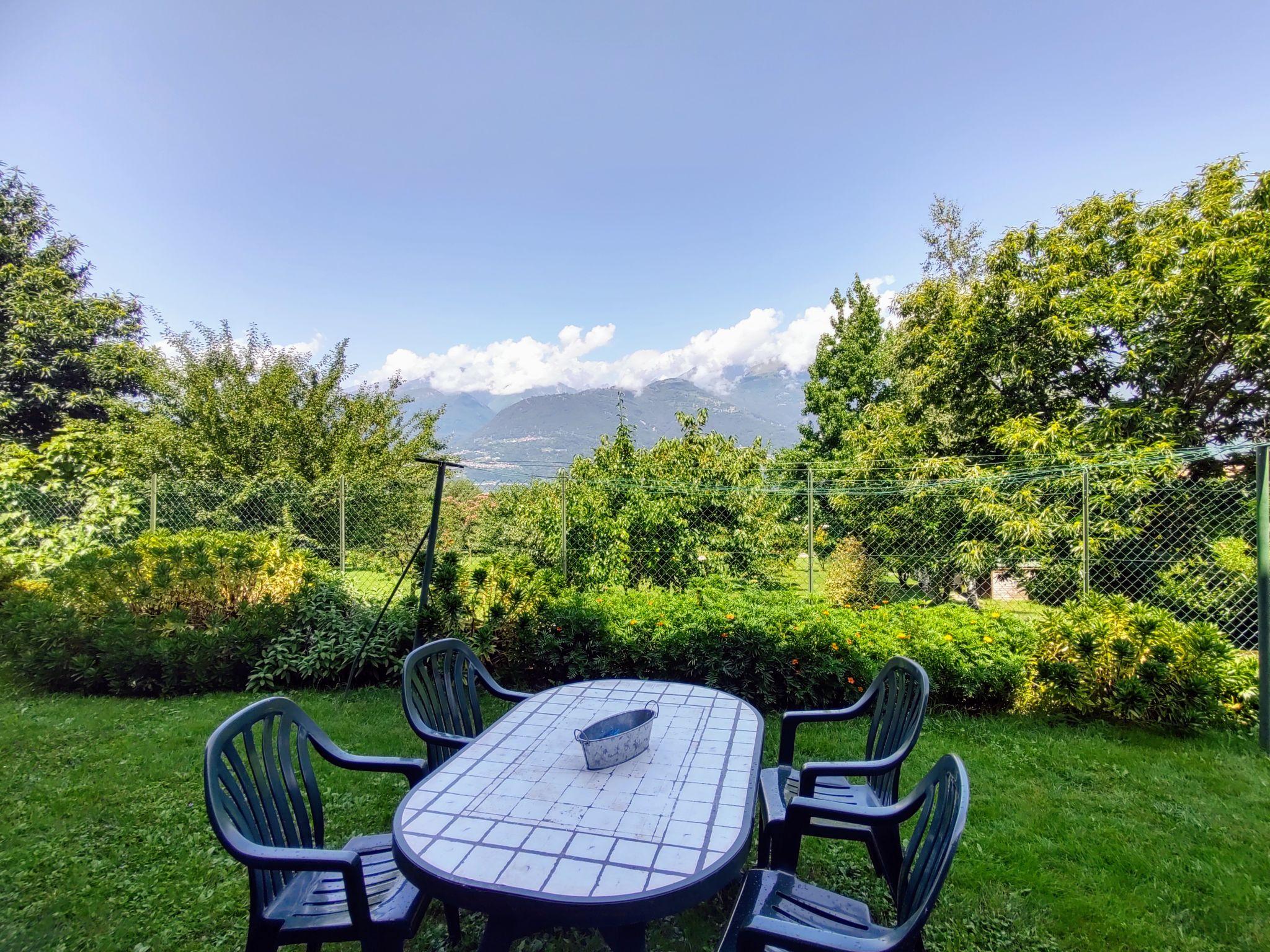 Foto 2 - Appartamento con 1 camera da letto a Colico con giardino e vista sulle montagne