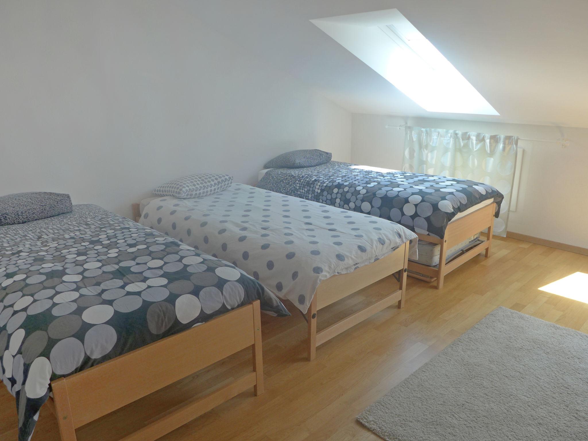 Foto 10 - Casa con 4 camere da letto a Lussy-sur-Morges con vista sulle montagne