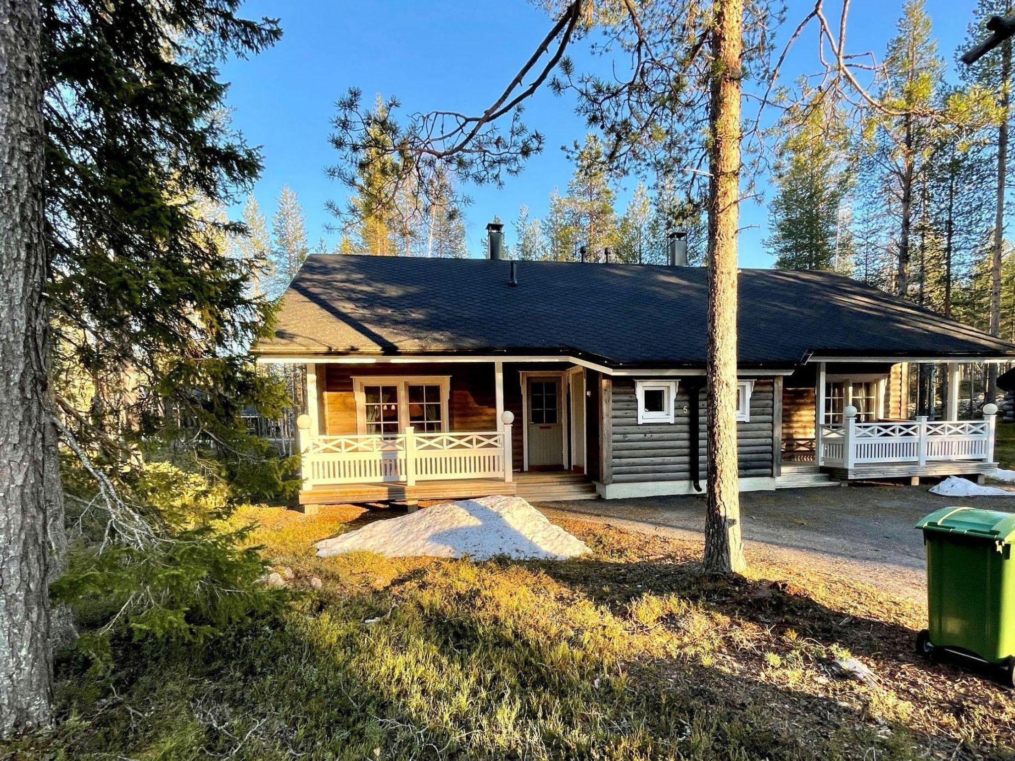 Foto 5 - Haus mit 1 Schlafzimmer in Kolari mit sauna und blick auf die berge