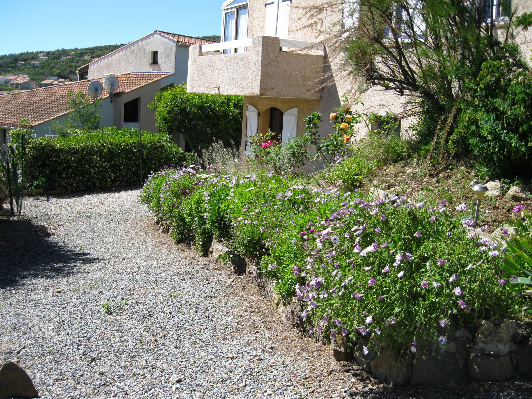 Foto 17 - Apartment mit 2 Schlafzimmern in Roquebrune-sur-Argens mit garten und blick aufs meer