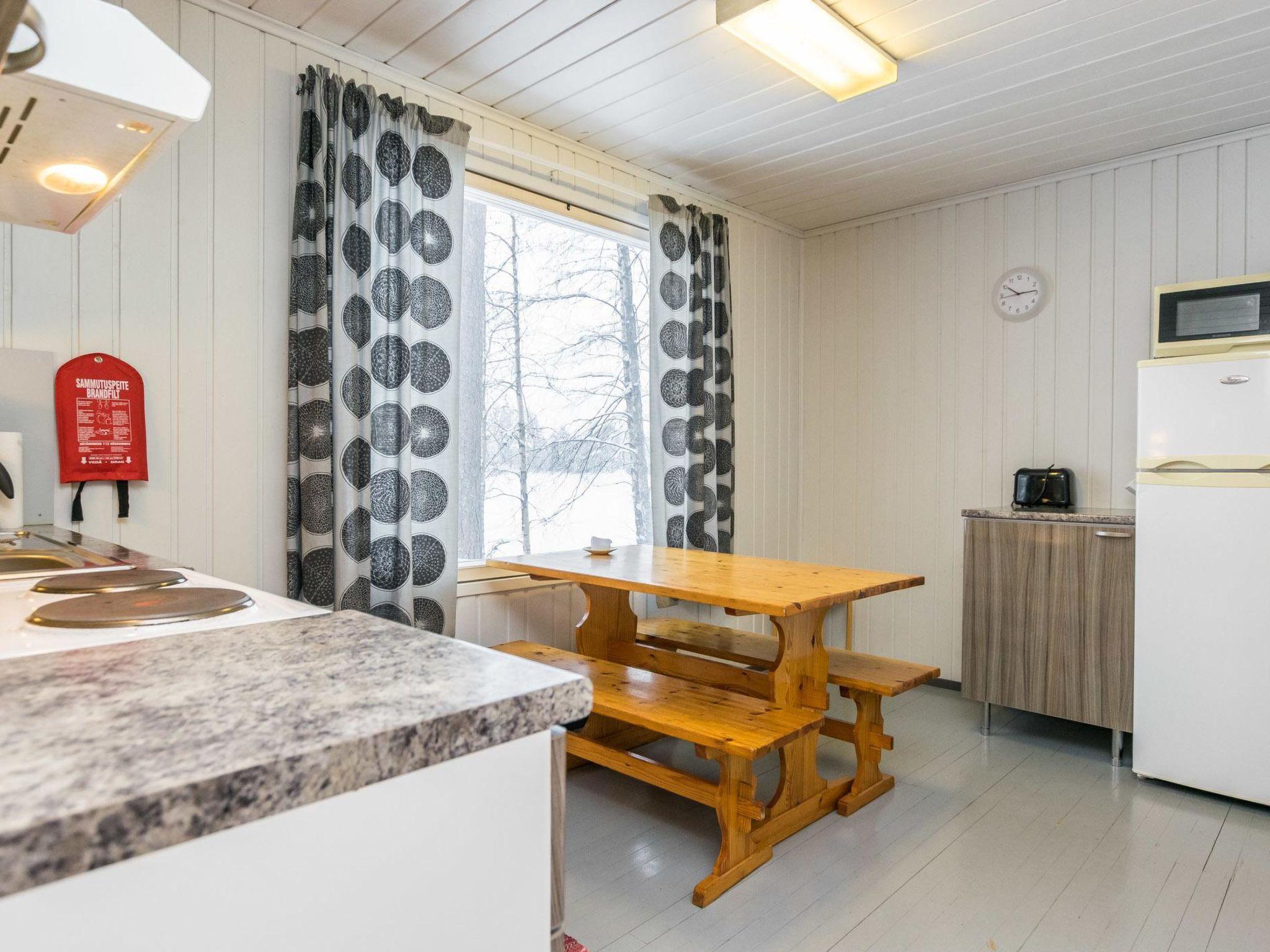 Foto 9 - Casa de 2 habitaciones en Kaavi con sauna