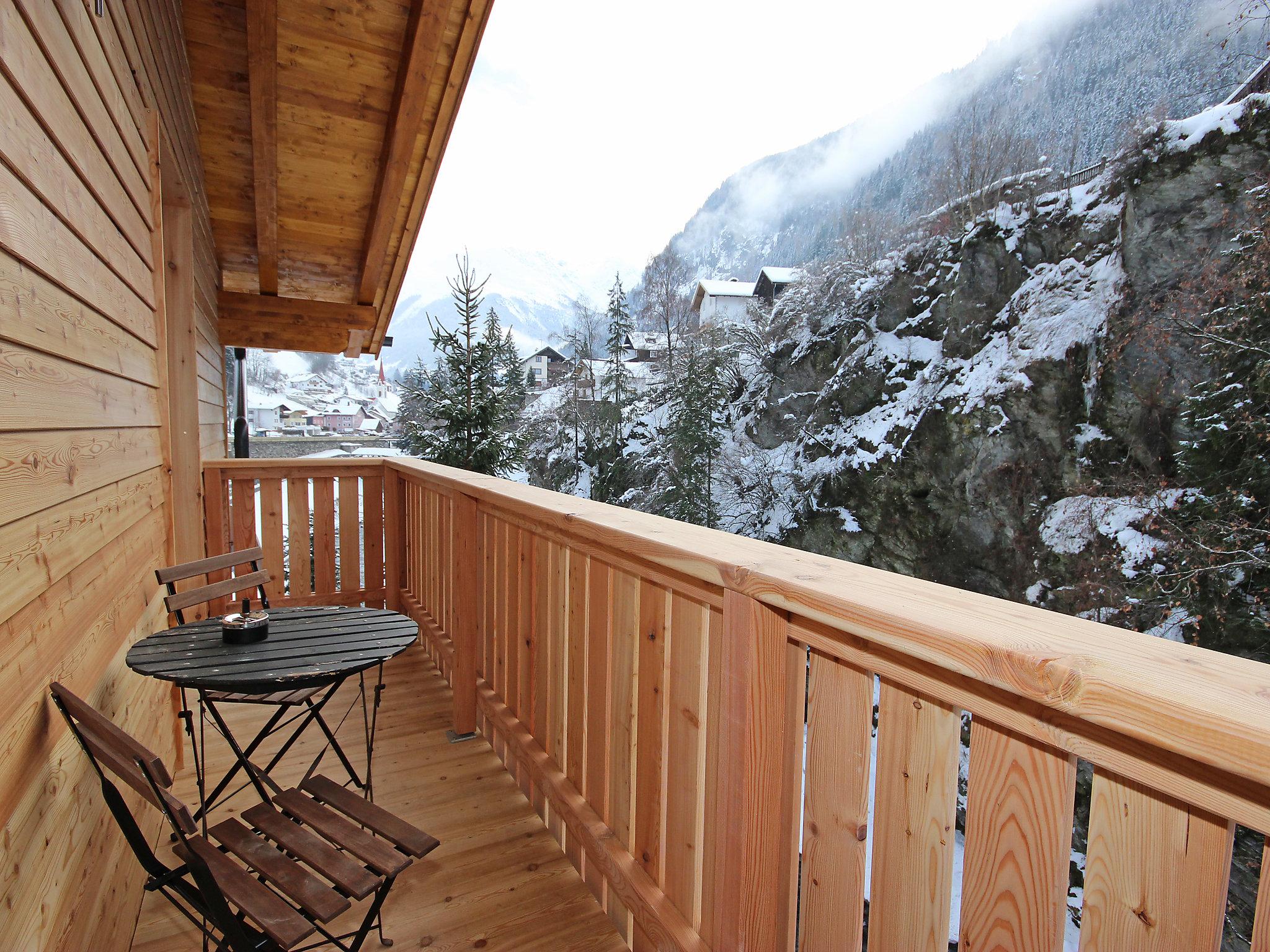 Photo 18 - Maison de 3 chambres à Strengen avec terrasse et vues sur la montagne