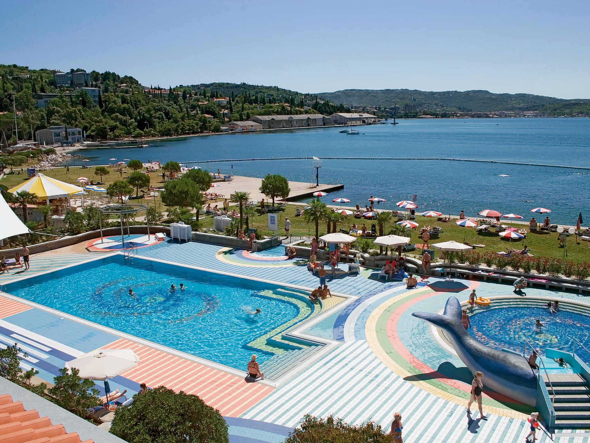 Photo 12 - Appartement de 1 chambre à Piran avec piscine et vues à la mer